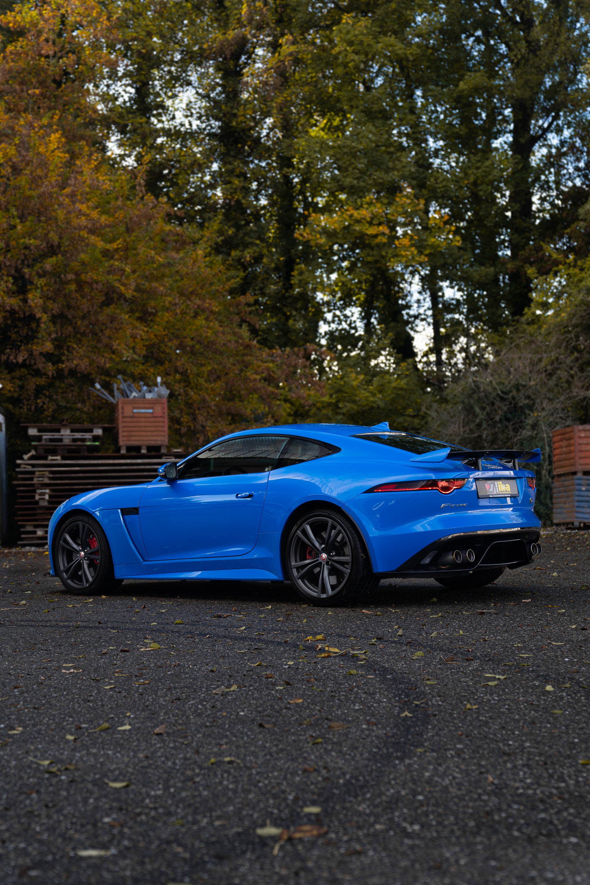 JAGUAR F-Type 5.0 V8 S/C SVR AWD (CH) 4x4-showroom-element-3