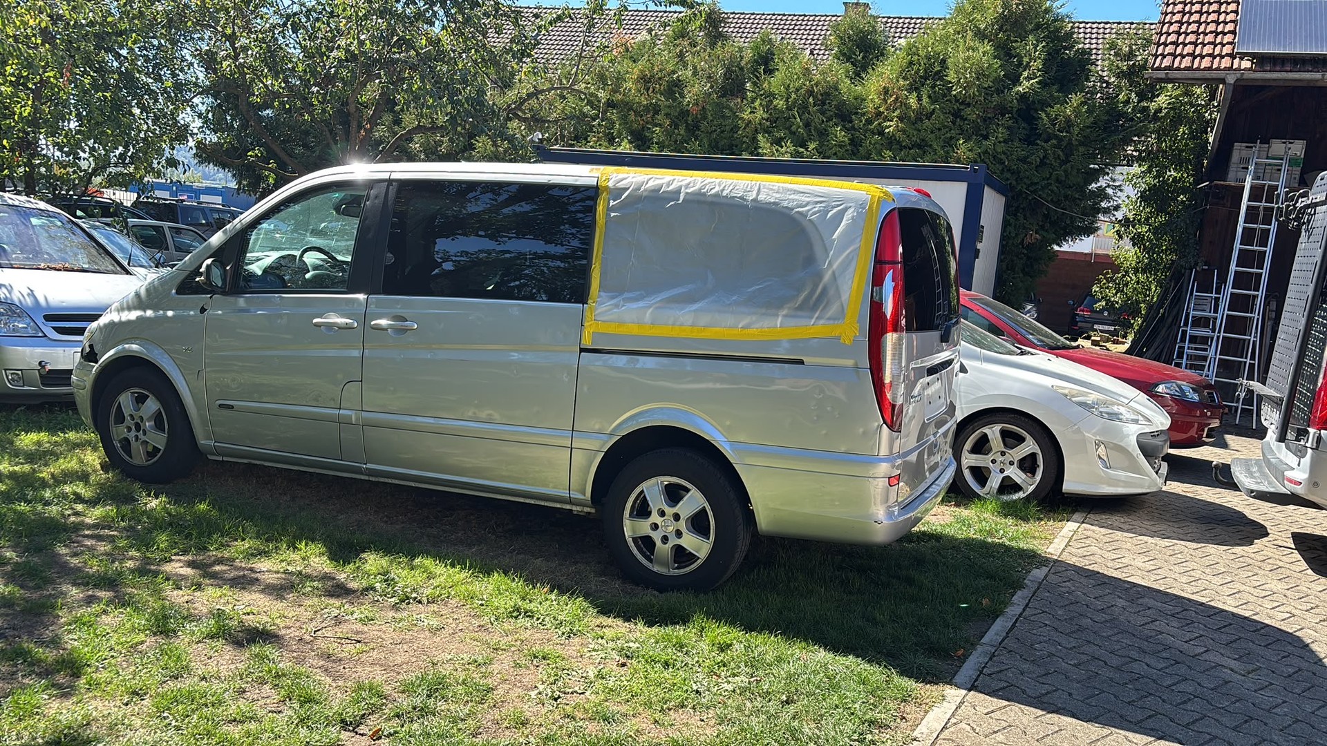 MERCEDES-BENZ Viano 3.0 CDI Fun L Plus Automat-image-2