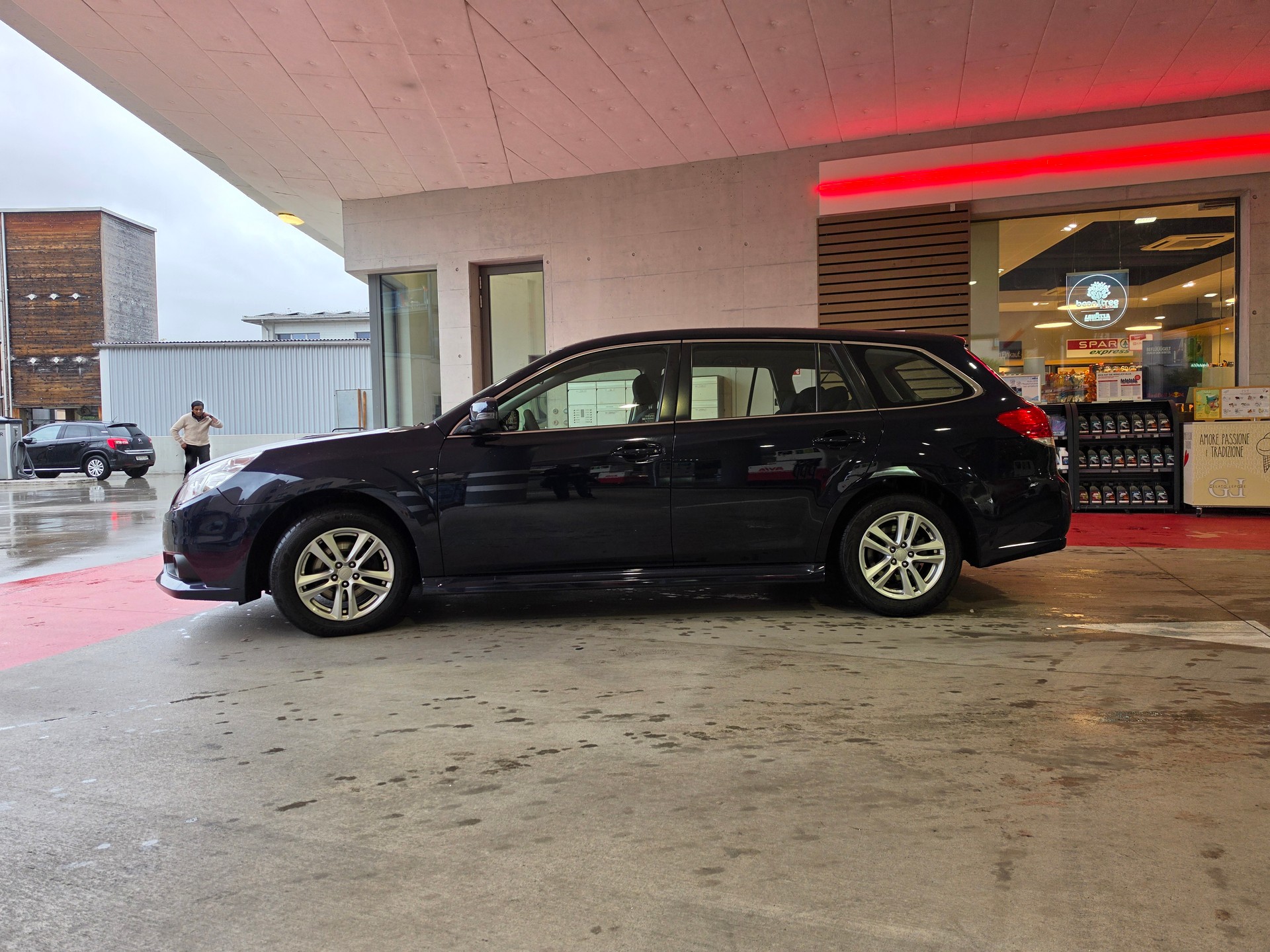 SUBARU Legacy 2.0D Swiss AWD-image-9