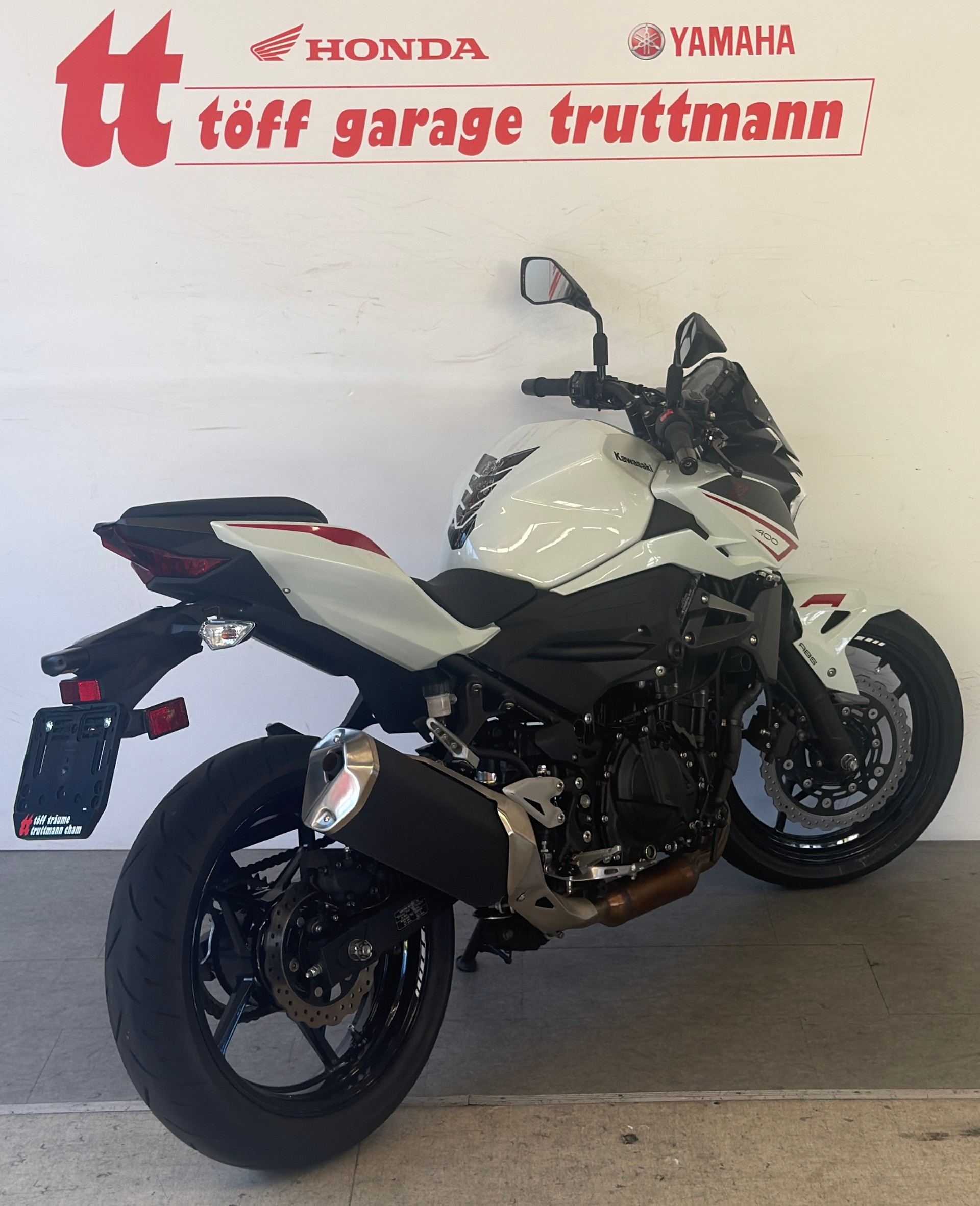 KAWASAKI Z 400-image-3