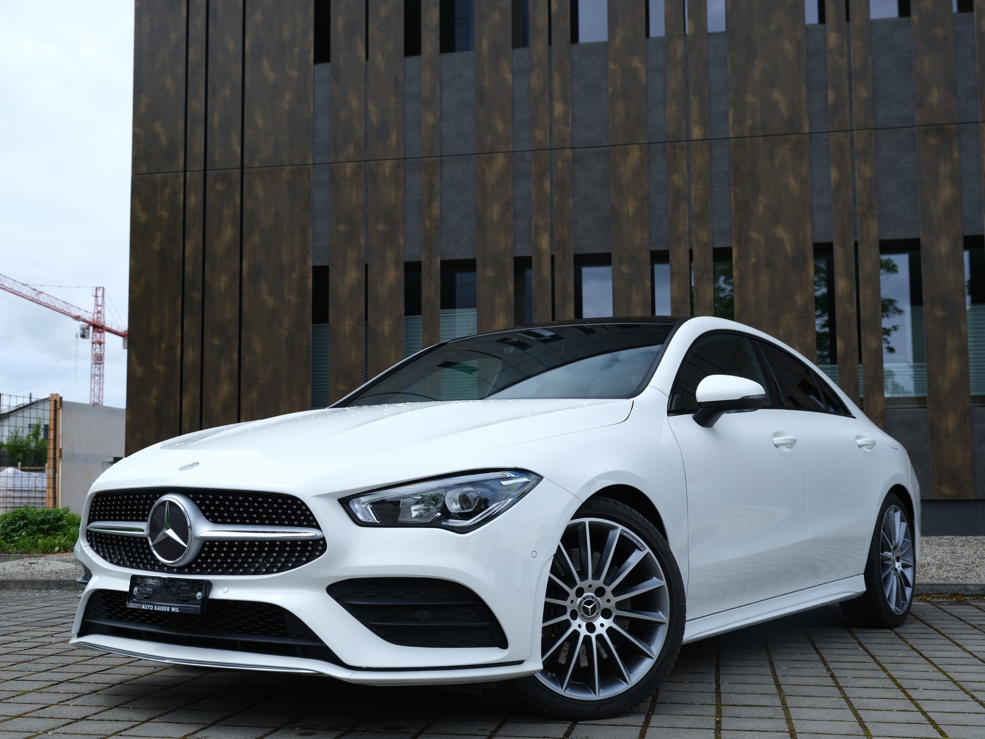 MERCEDES-BENZ CLA 250 AMG Line 7G-DCT-showroom-element-1
