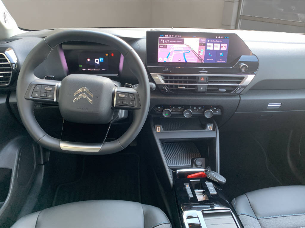 CITROEN C4 X Essence 130ch Automatique Swiss Edition-image-7