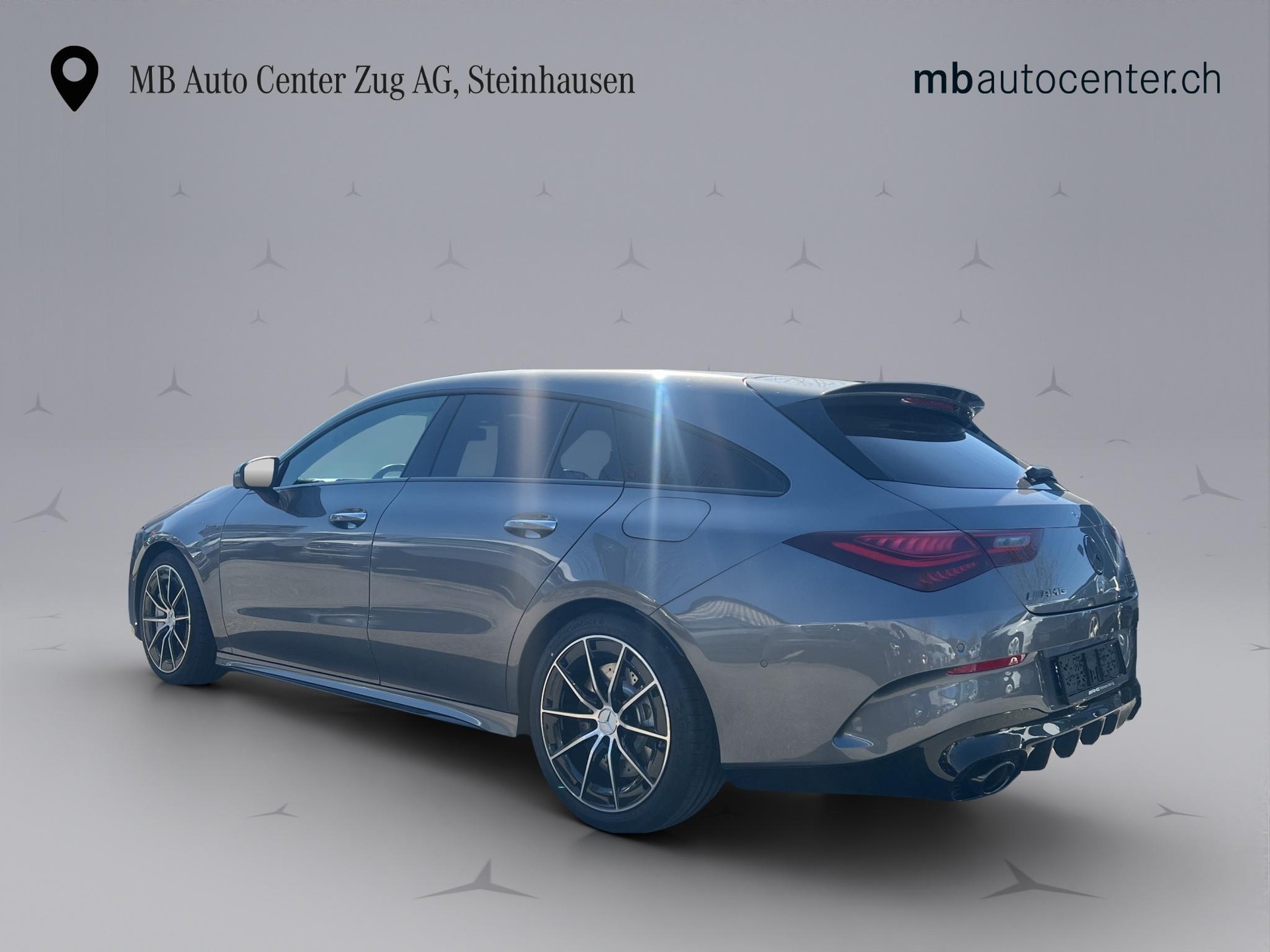 MERCEDES-BENZ CLA 35 AMG 4matic Shooting Brake-showroom-element-3