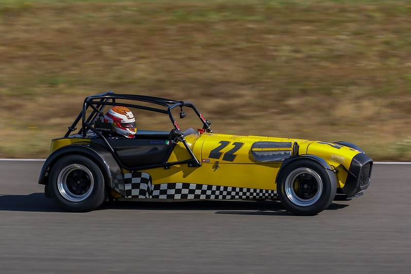 CATERHAM RACE-image-4