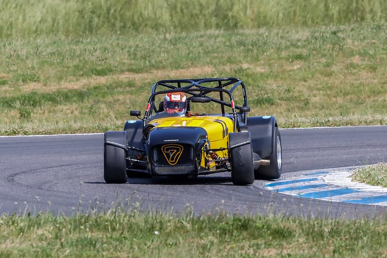 CATERHAM RACE-image-15