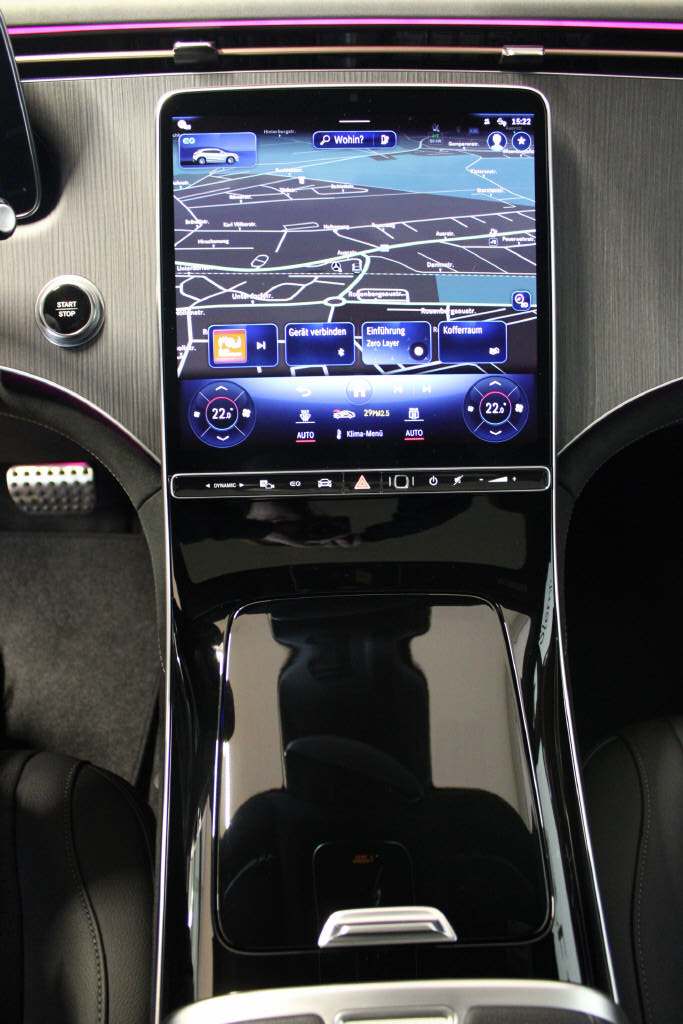 MERCEDES-BENZ EQE 500 4Matic AMG Line Executive Edition-image-10