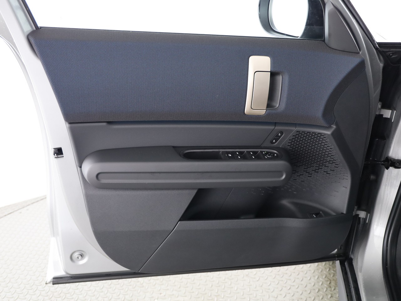 MINI Countryman E-image-5