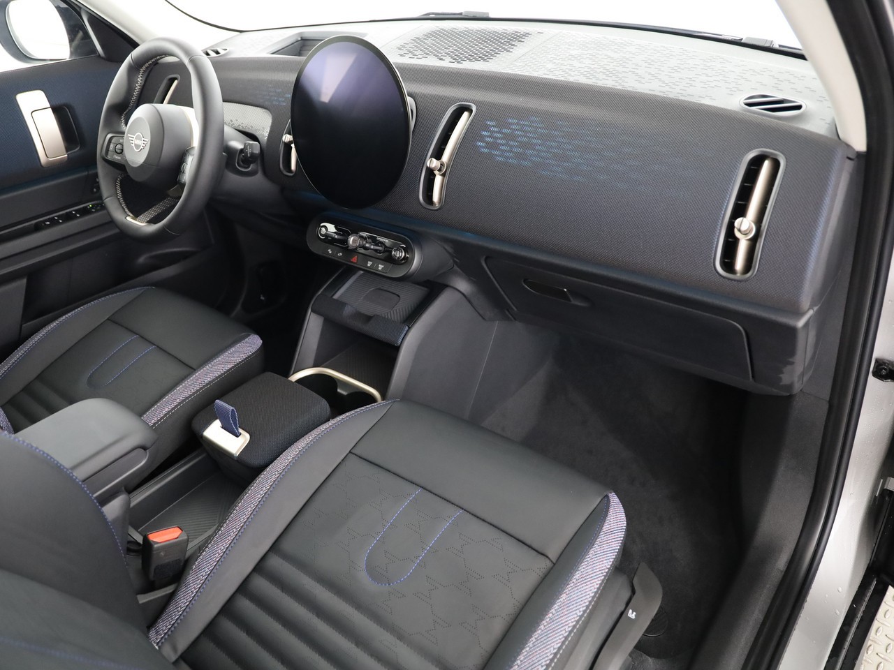 MINI Countryman E-image-10