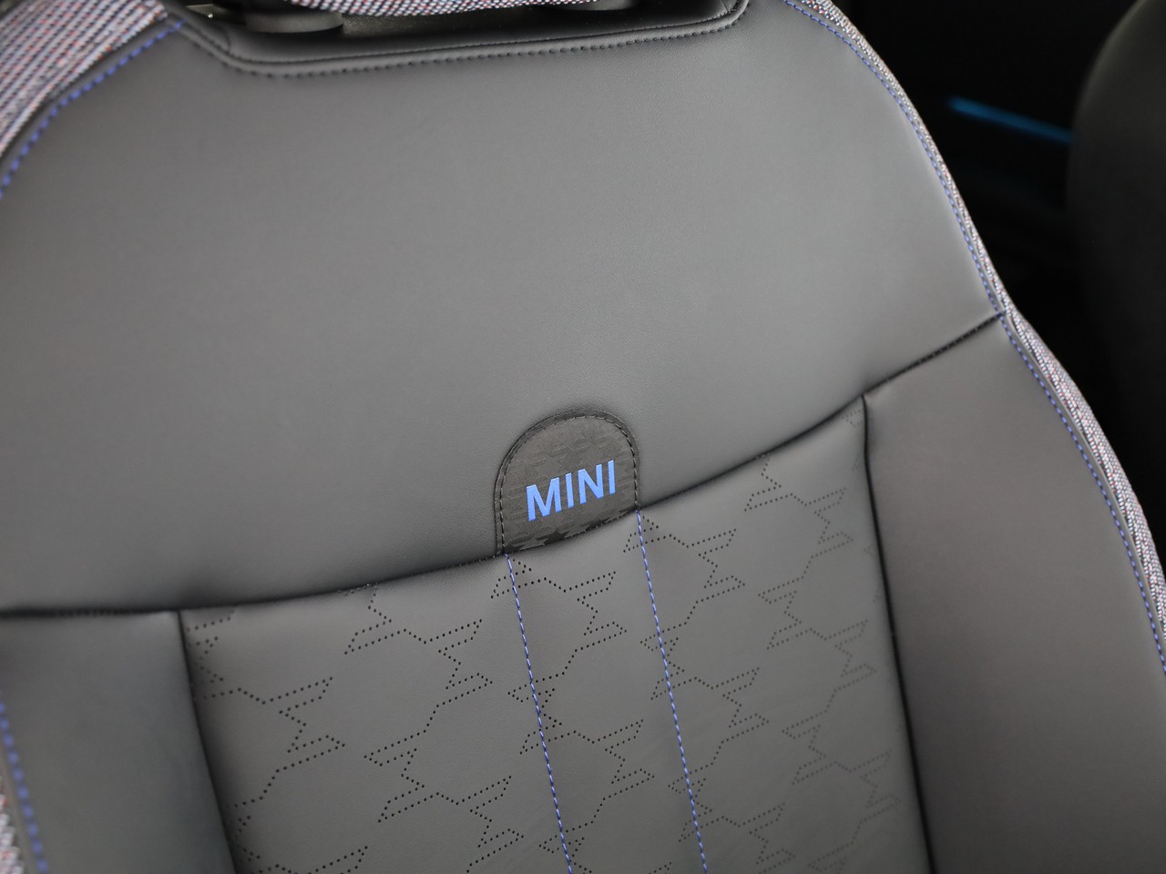 MINI Countryman E-image-11