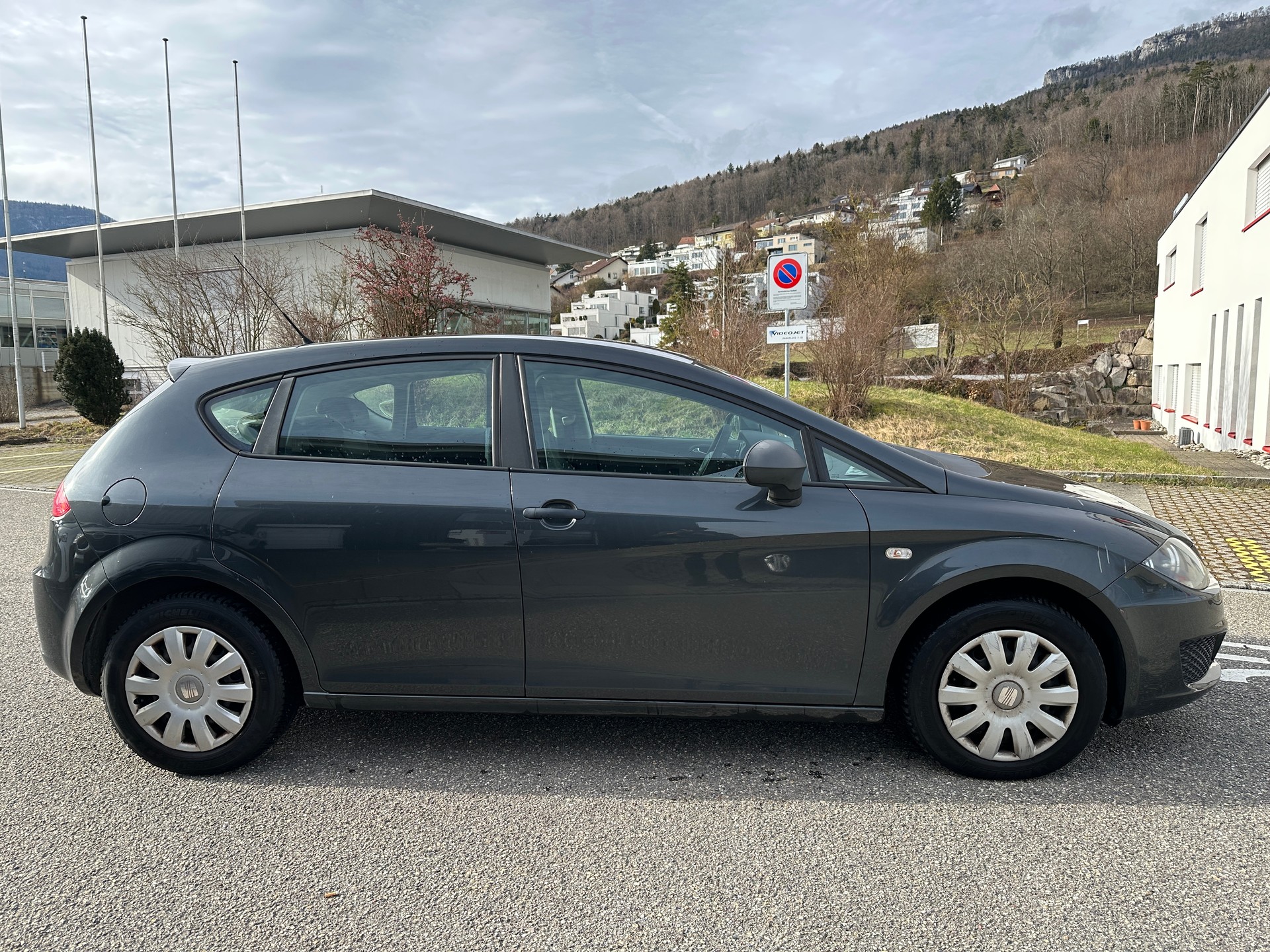 SEAT LEON-image-6