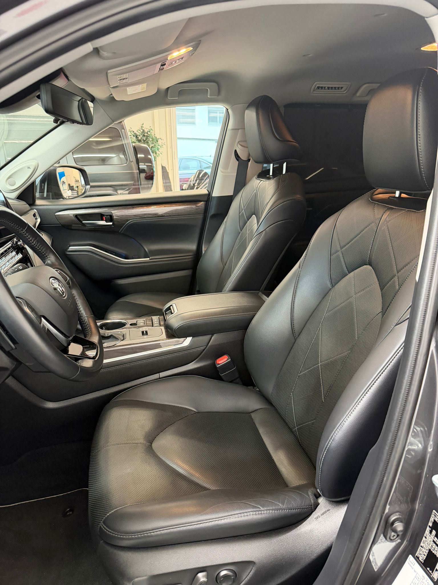 TOYOTA Highlander 2.5 HSD Premium e-CVT-image-7