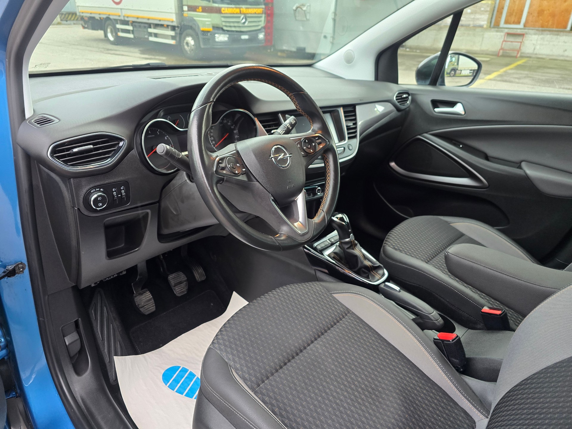 OPEL Crossland X 1.2i Enjoy-image-10