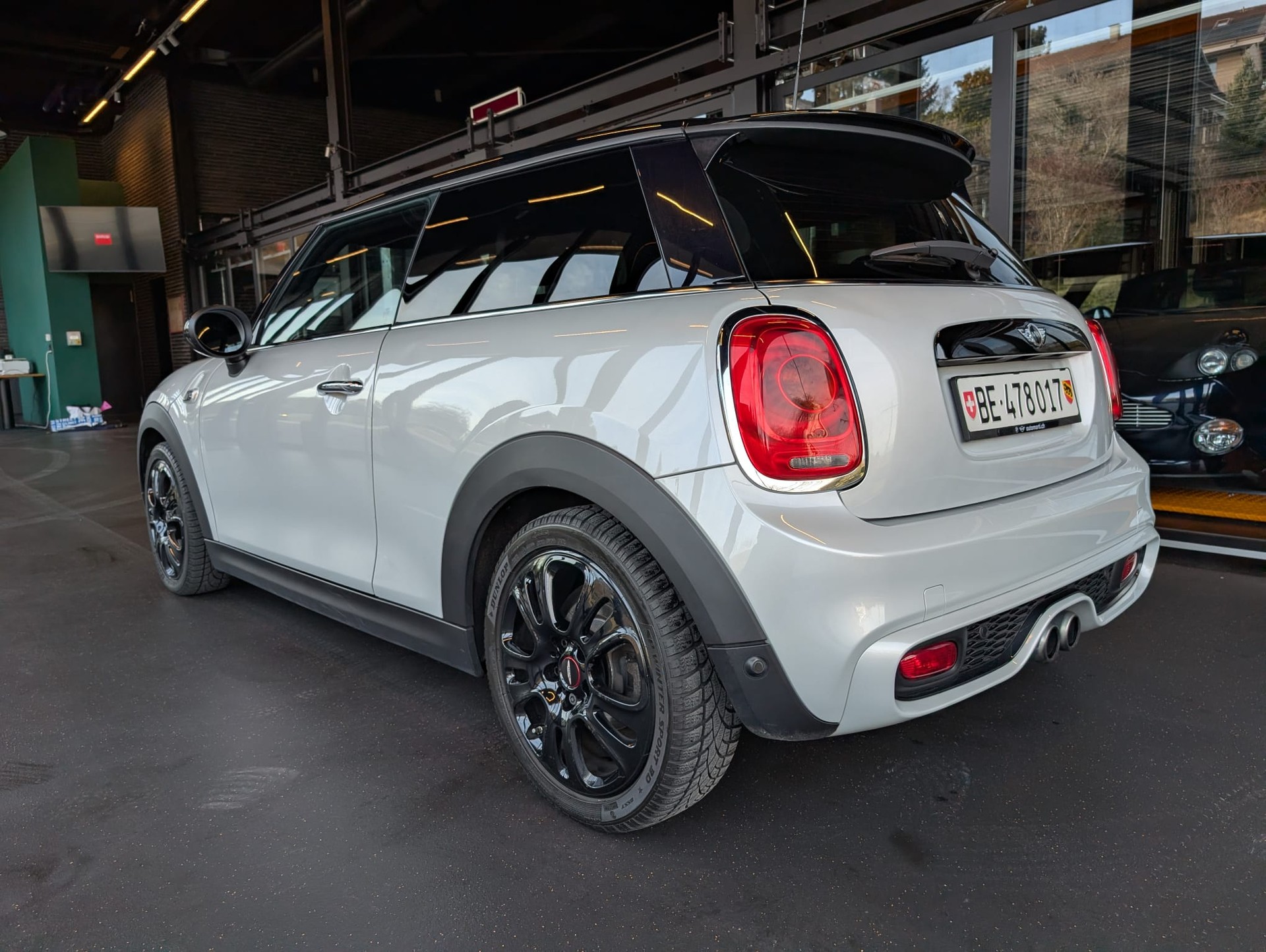 MINI Cooper S-image-6