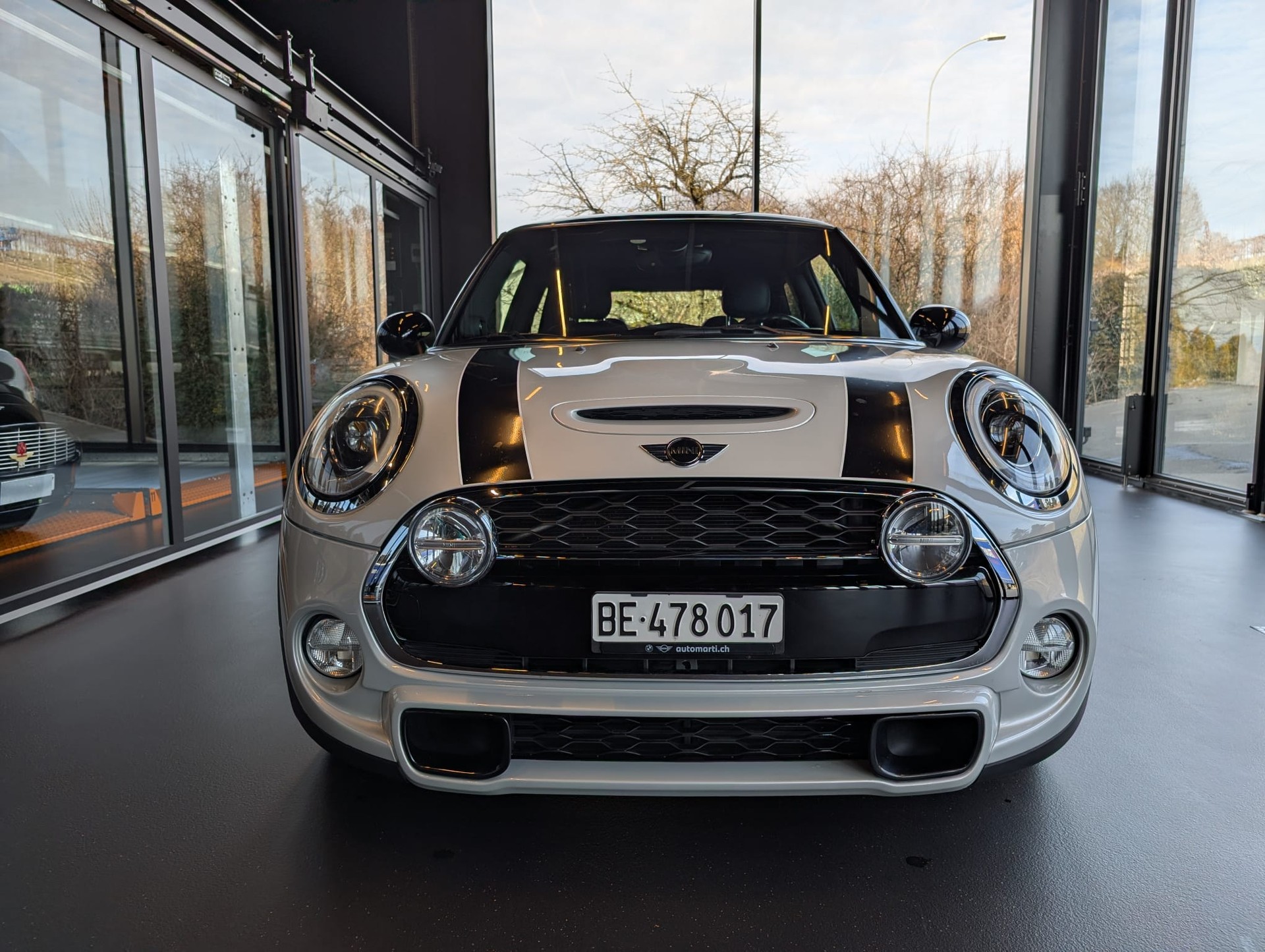 MINI Cooper S-image-1