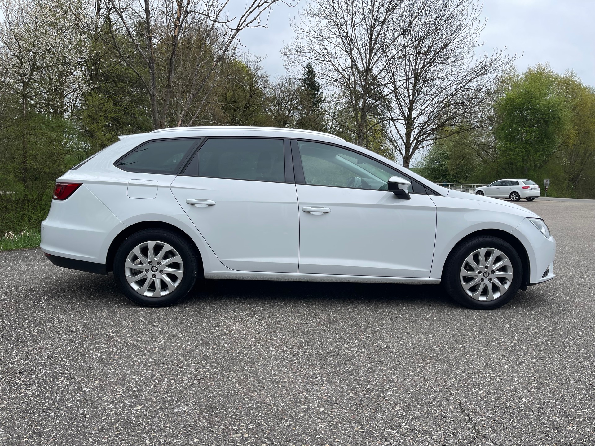 SEAT Leon ST 2.0 TDI FR DSG-image-5