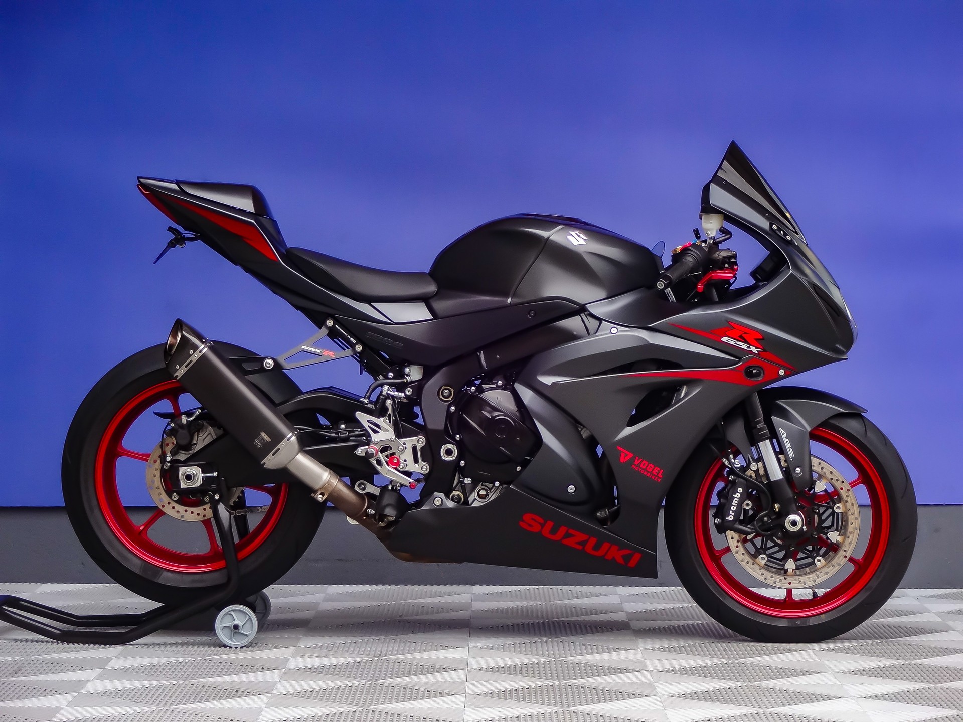 SUZUKI GSX-R 1000 ABS L7-image-1