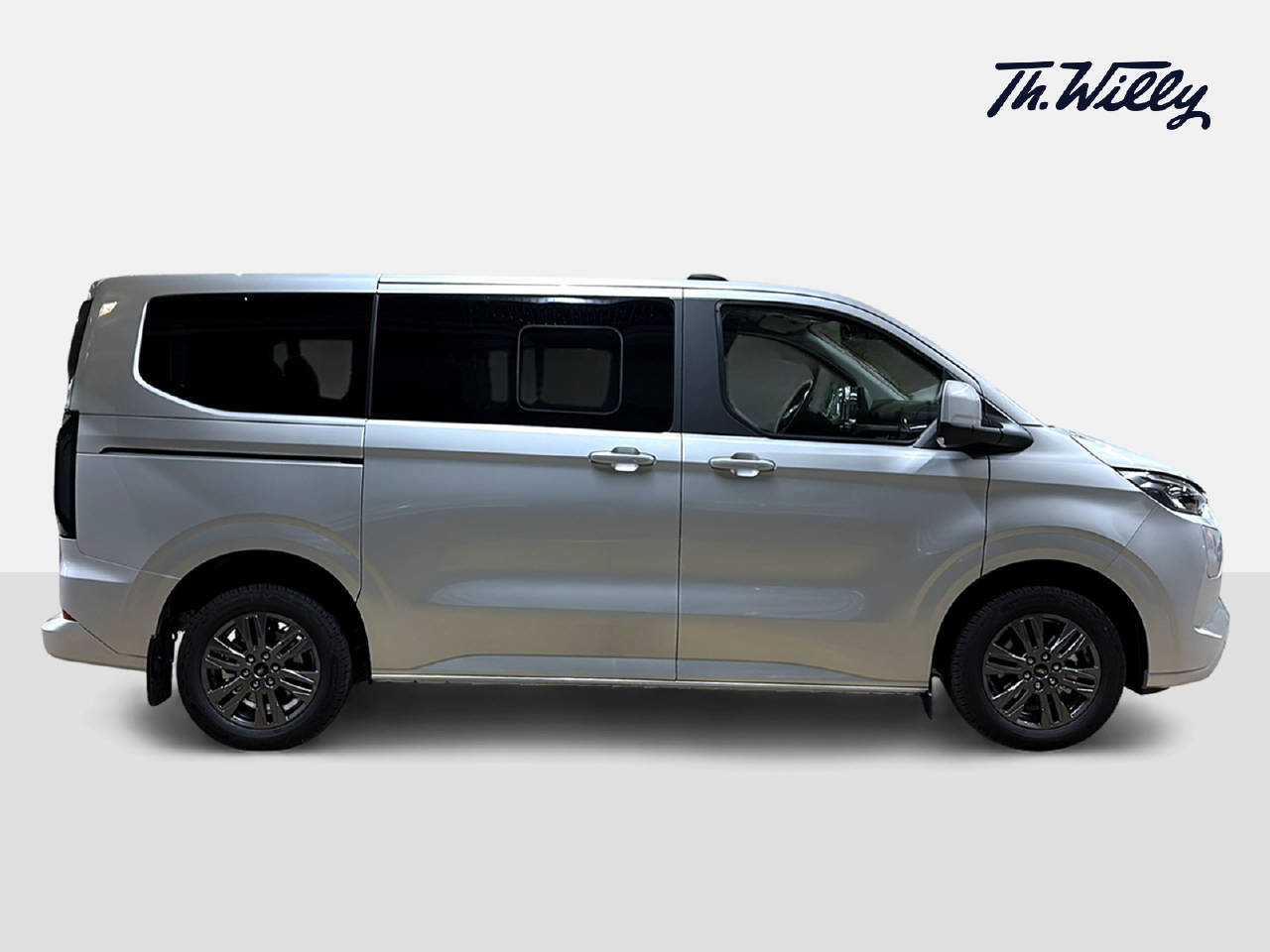 FORD Tourneo Custom 340 L1 2.5 Duratec 233 Titanium PHEV-image-5