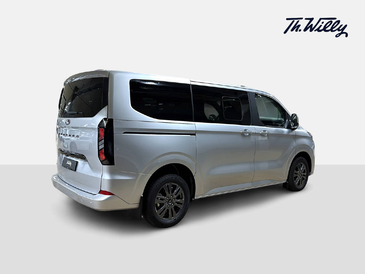 FORD Tourneo Custom 340 L1 2.5 Duratec 233 Titanium PHEV-image-4