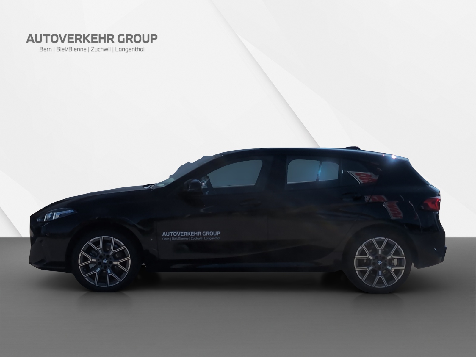 BMW 116 Steptronic-showroom-element-2