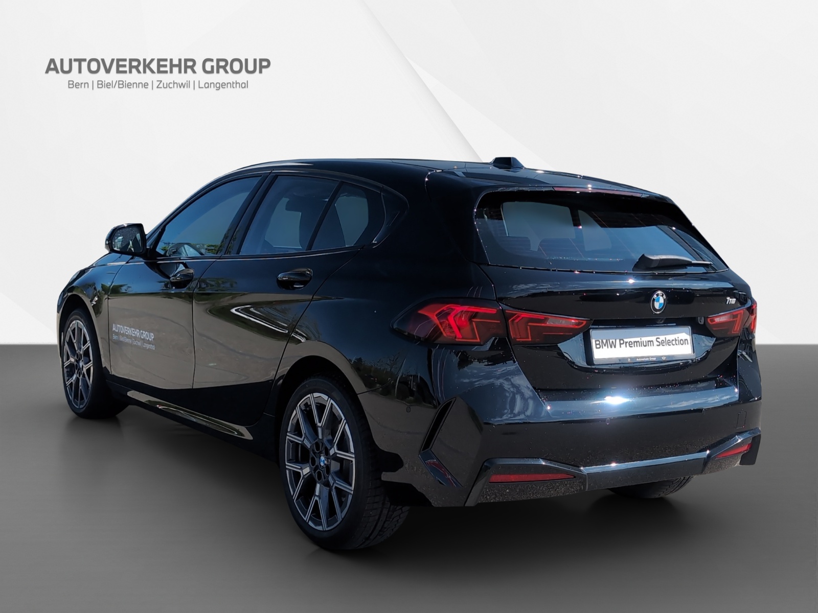 BMW 116 Steptronic-showroom-element-3