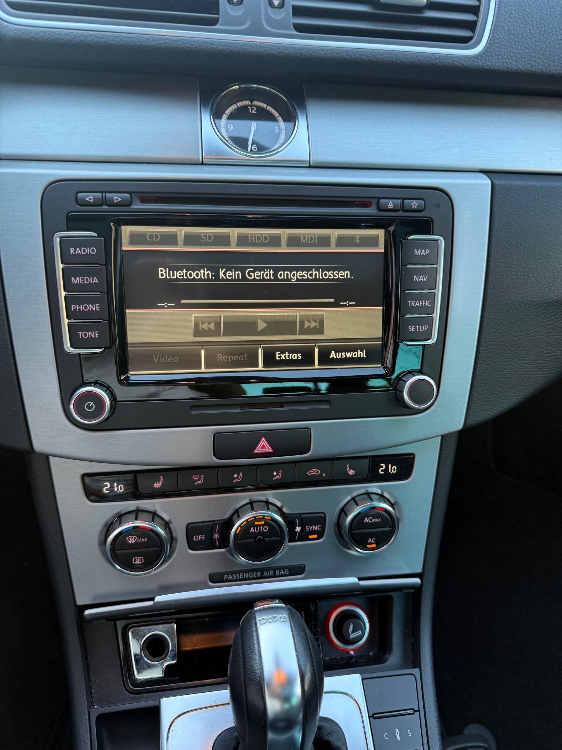 VW CC 2.0 TDI BlueMotion Technology DSG-image-10