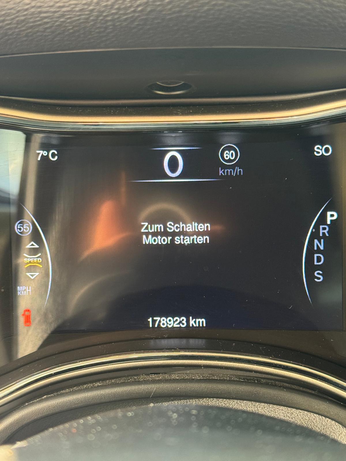 JEEP Grand Cherokee 3.0 CRD Limited Automatic-image-11