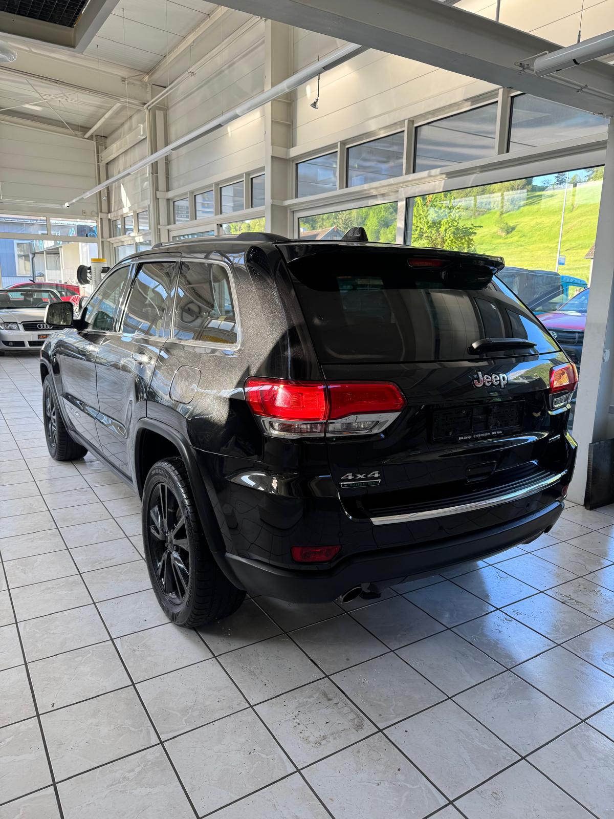 JEEP Grand Cherokee 3.0 CRD Limited Automatic-image-6