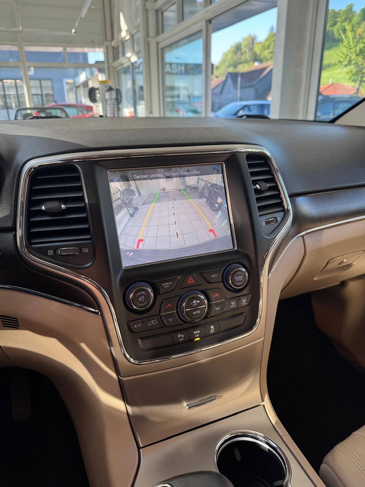JEEP Grand Cherokee 3.0 CRD Limited Automatic-image-10