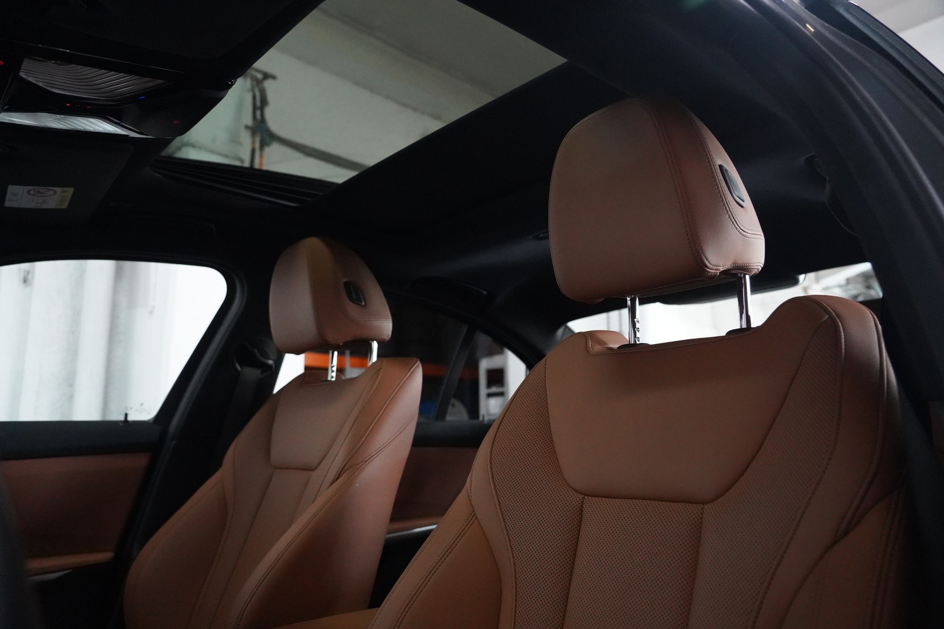 BMW 330d 48V M Sport Steptronic-image-13