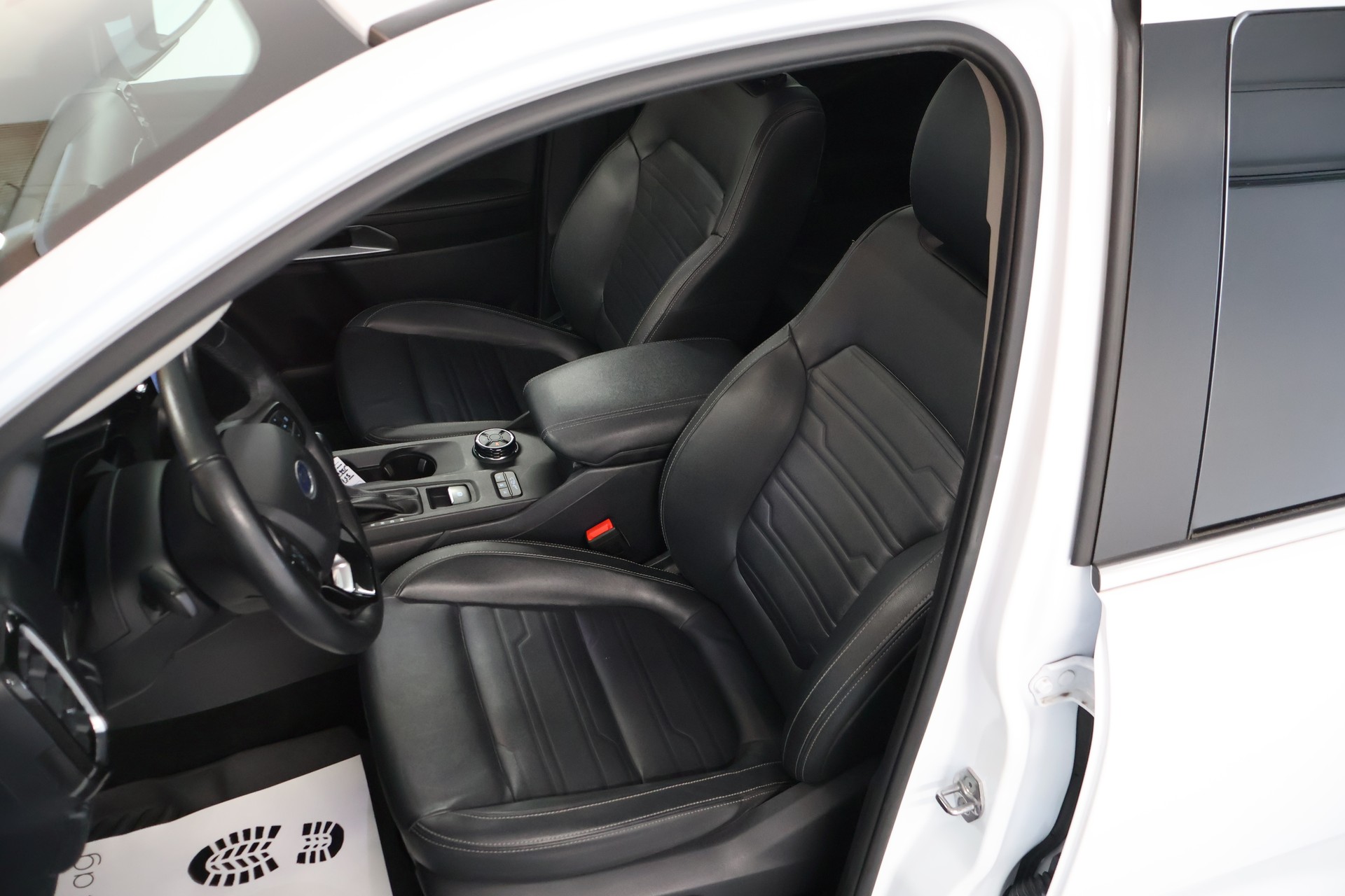 FORD Ranger Limited 2.0 Eco Blue 4x4 Automat-image-10