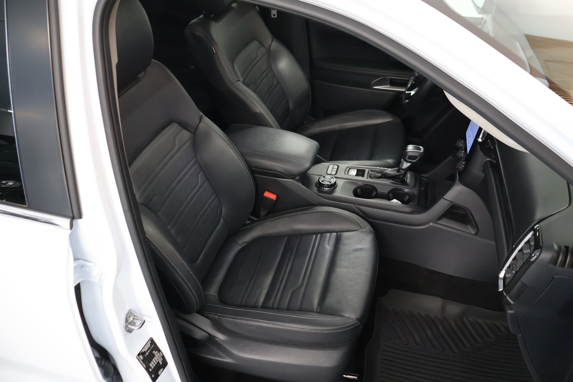 FORD Ranger Limited 2.0 Eco Blue 4x4 Automat-image-18