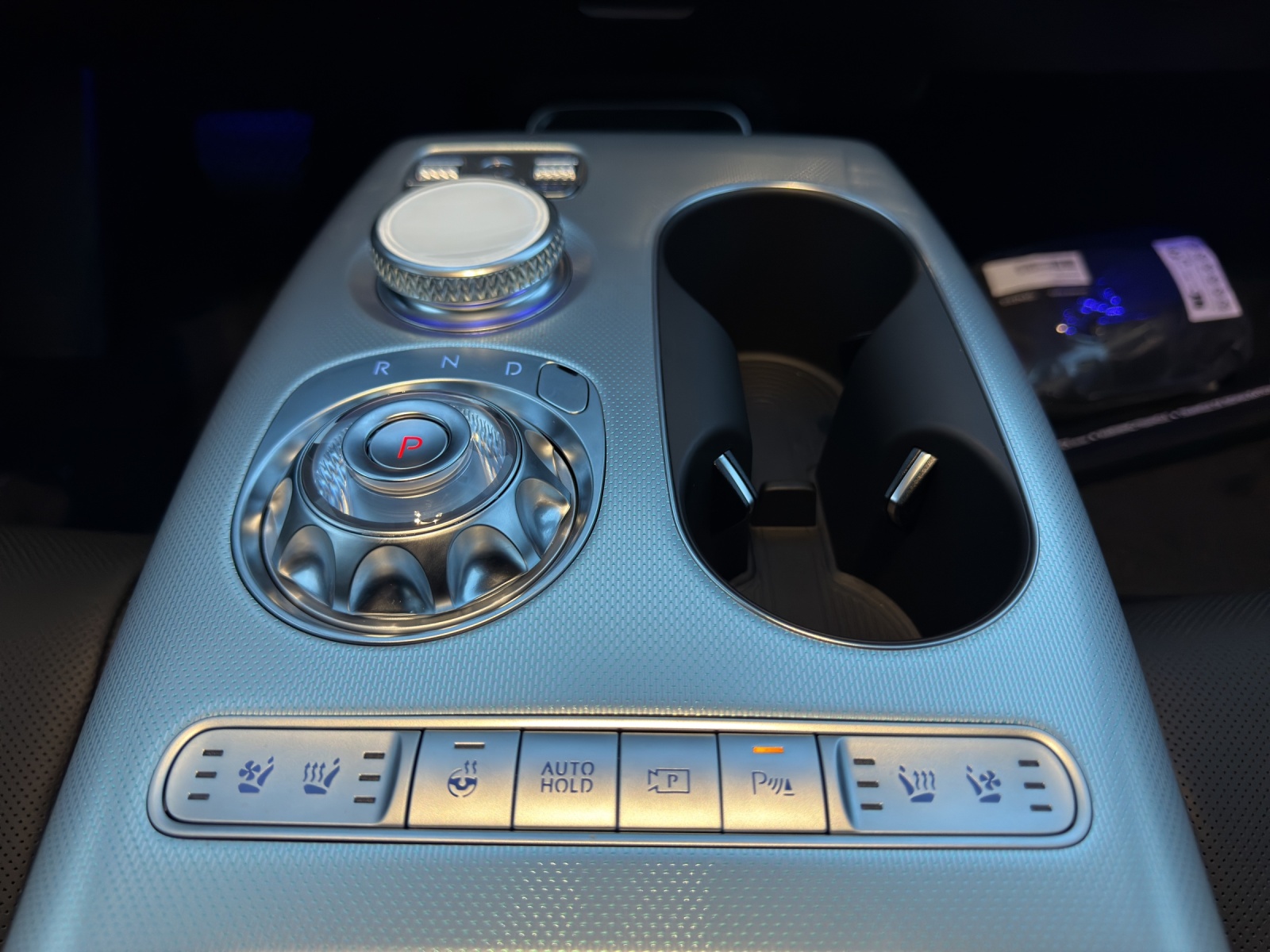 GENESIS GV60 77.4 kWh Sport AWD-image-12