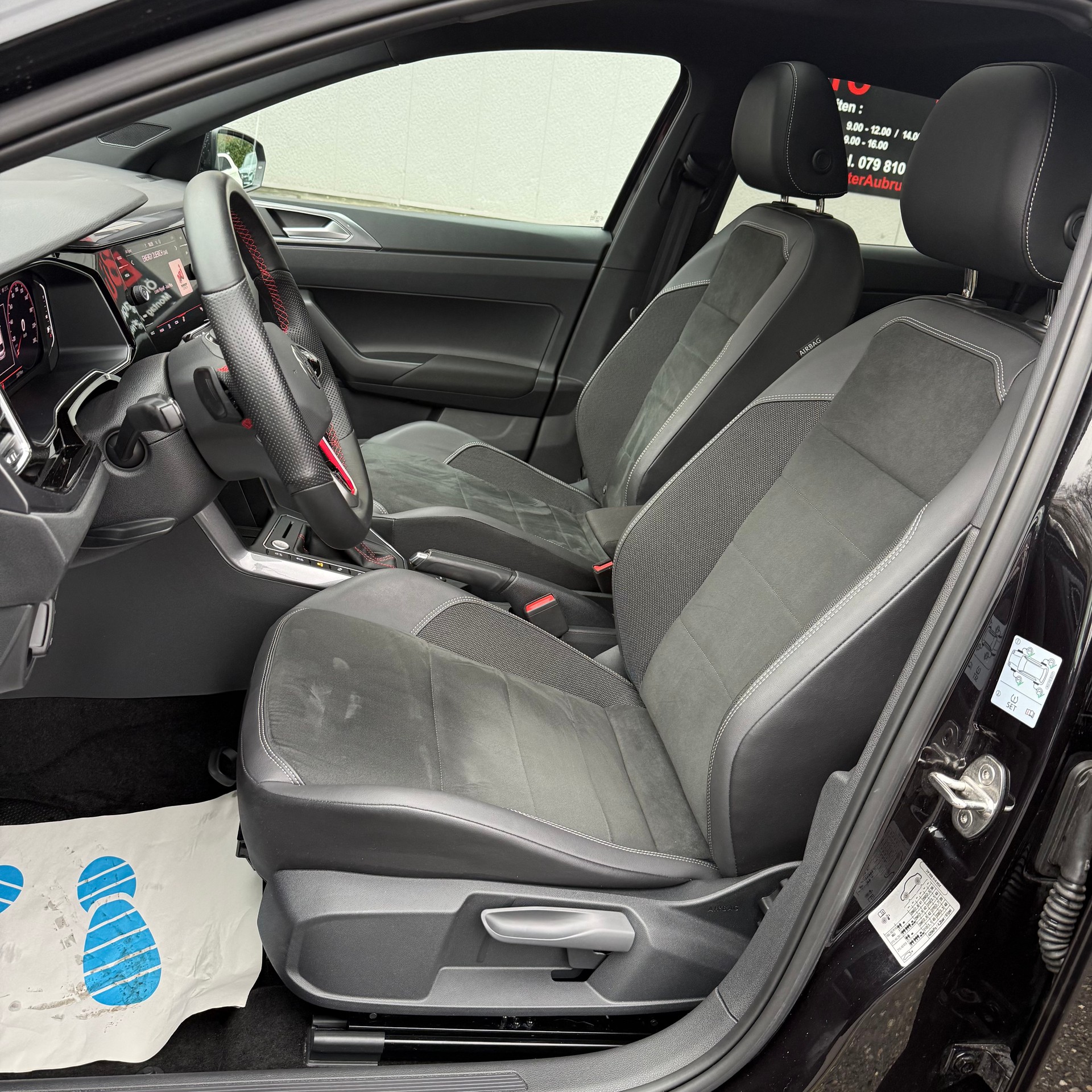 VW Polo 2.0 TSI GTI DSG *PANORAMA-DACH - VW GARANTIE BIS 12.2027*-image-8