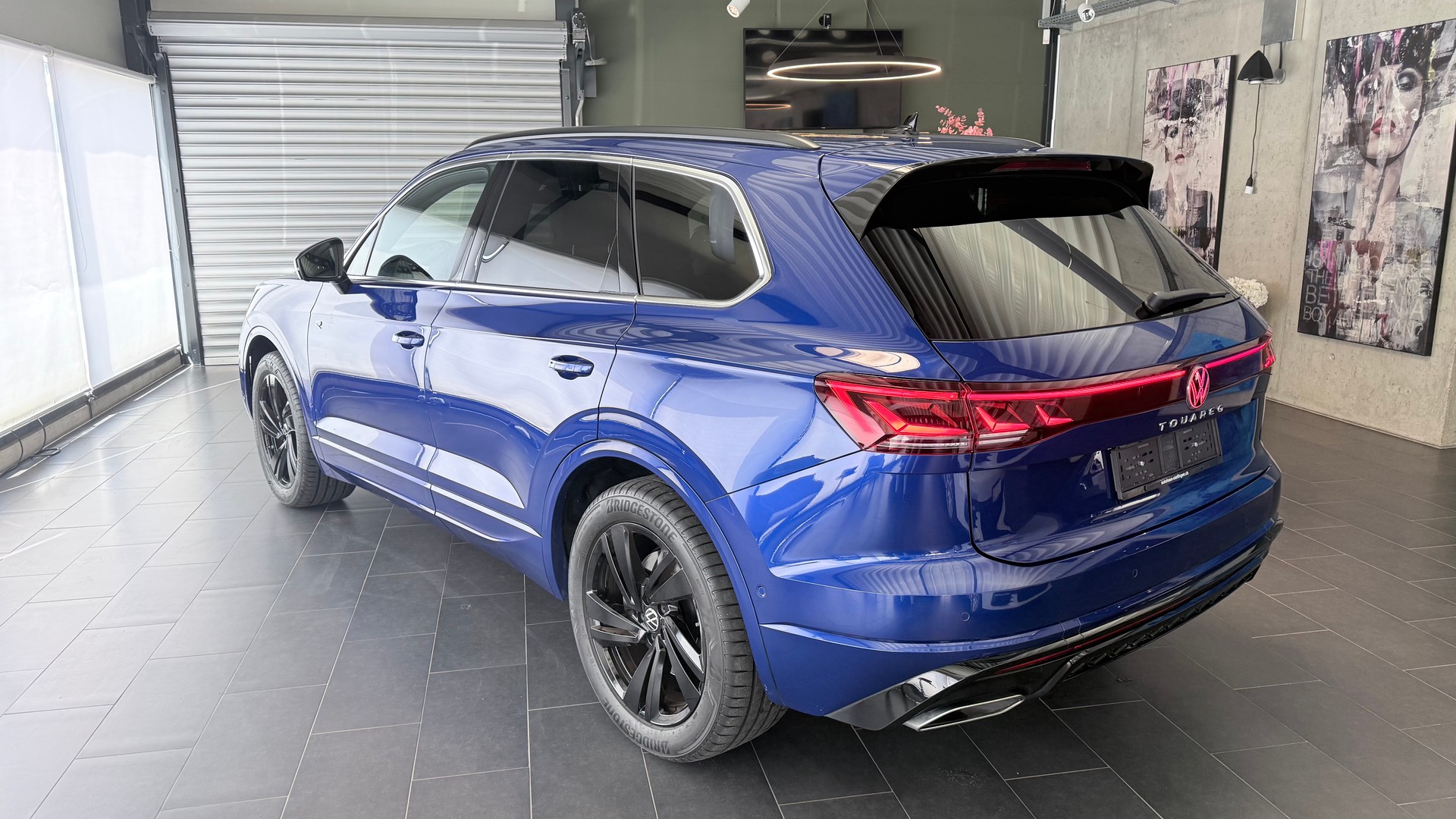 VW Touareg 3.0 V6 TSI R-Line-image-17