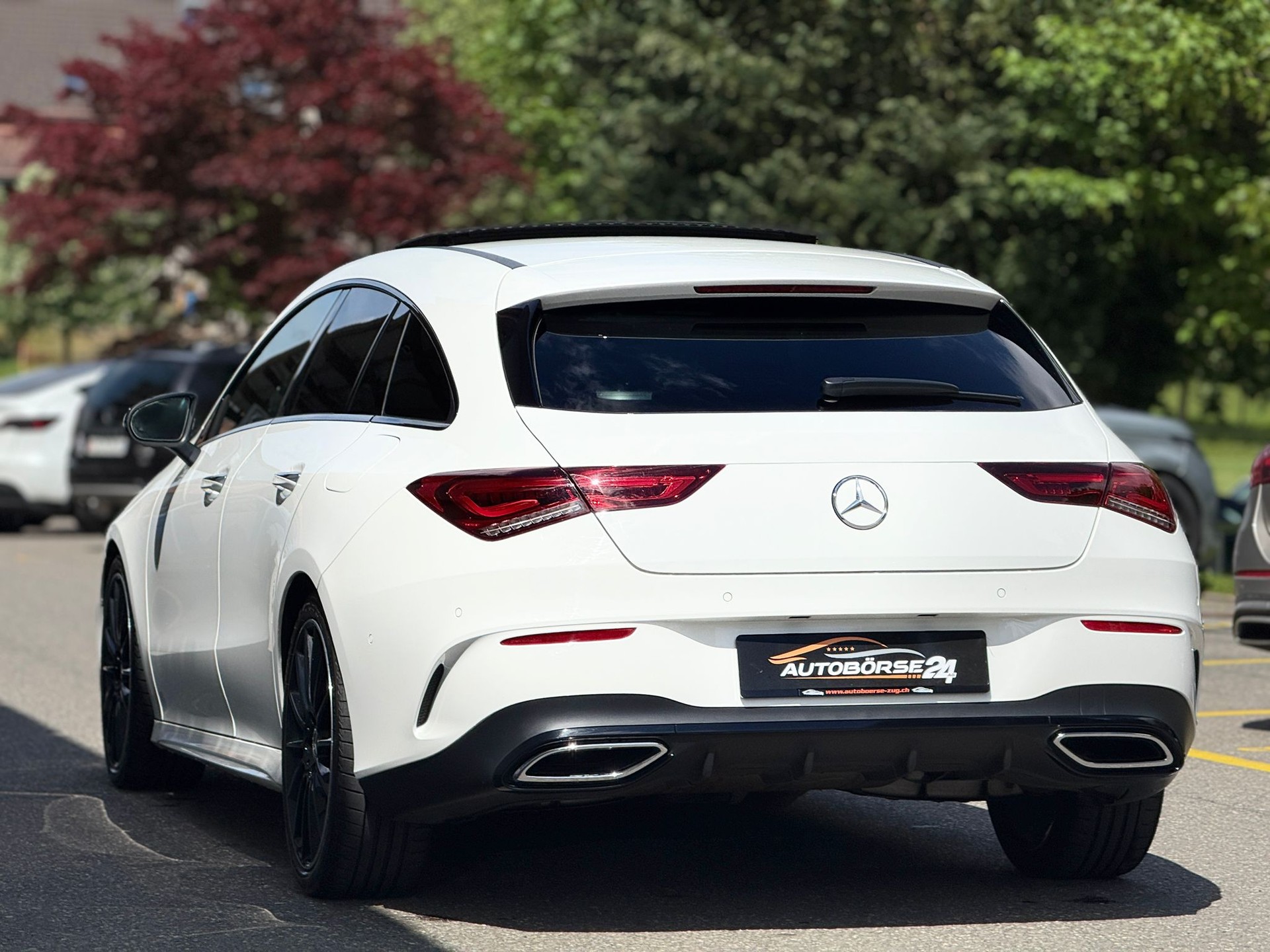 MERCEDES-BENZ CLA 250 AMG Line 4matic Shooting Brake-showroom-element-3