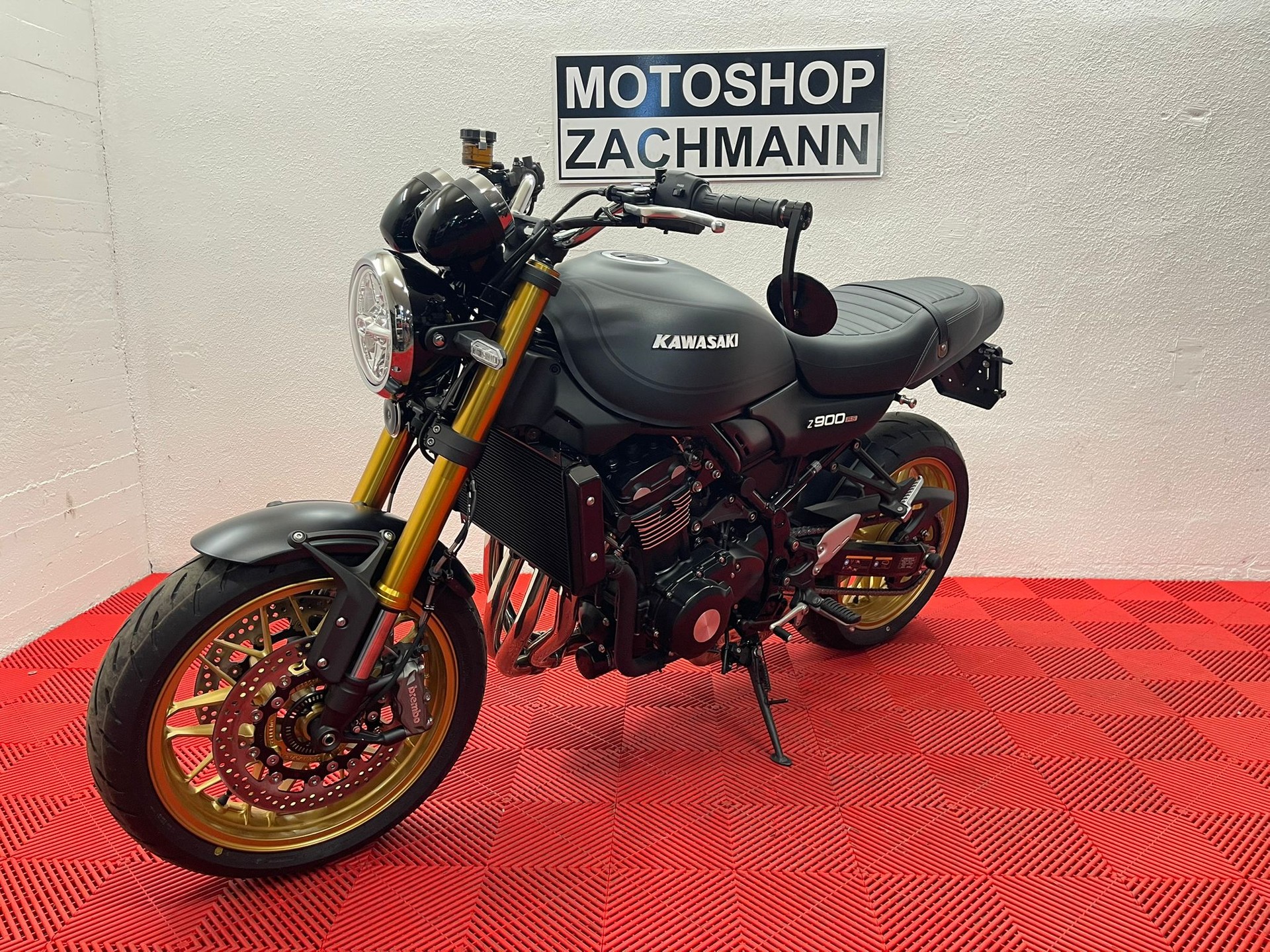 KAWASAKI Z 900 RS SE-showroom-element-2