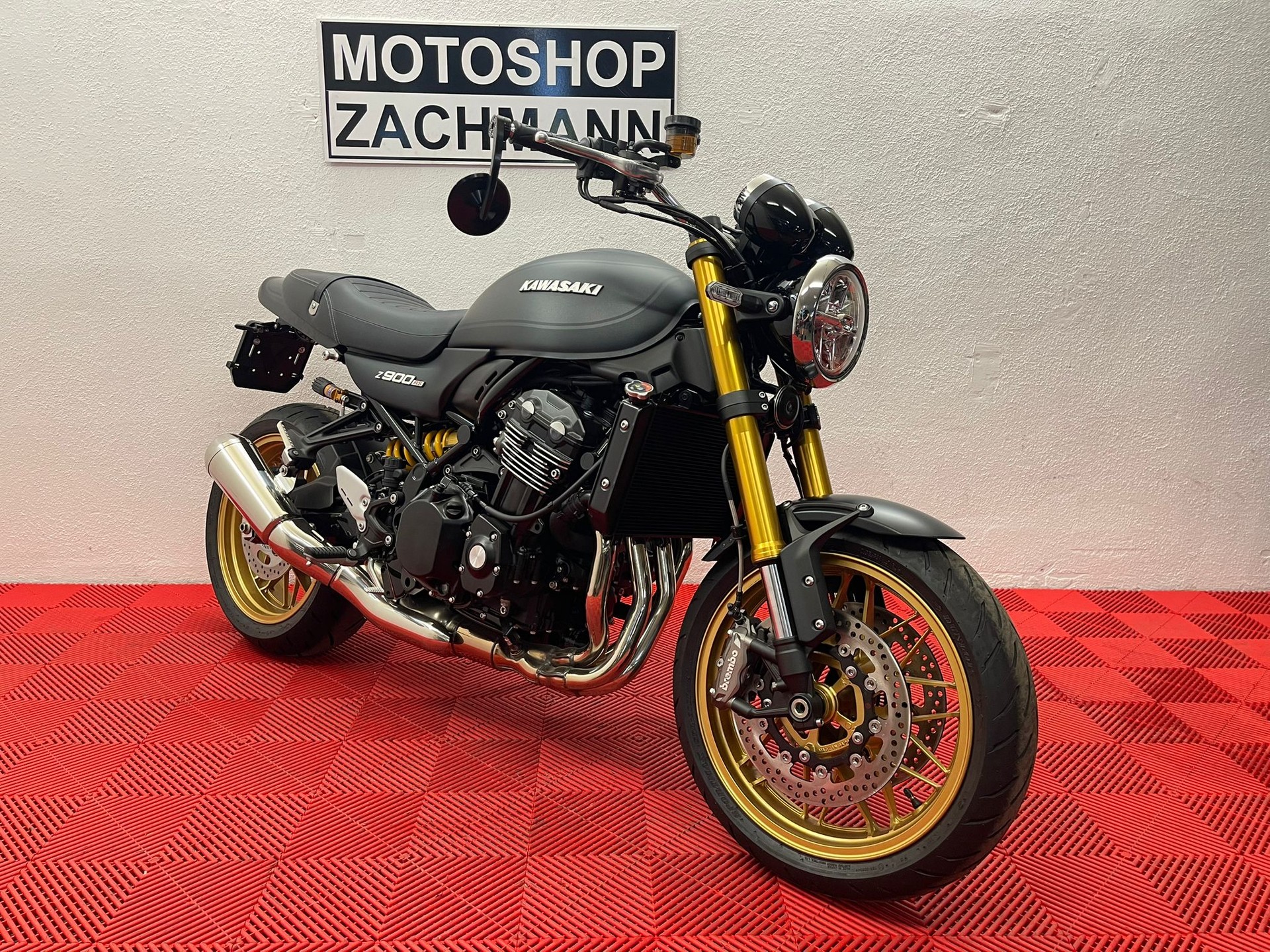 KAWASAKI Z 900 RS SE-showroom-element-1