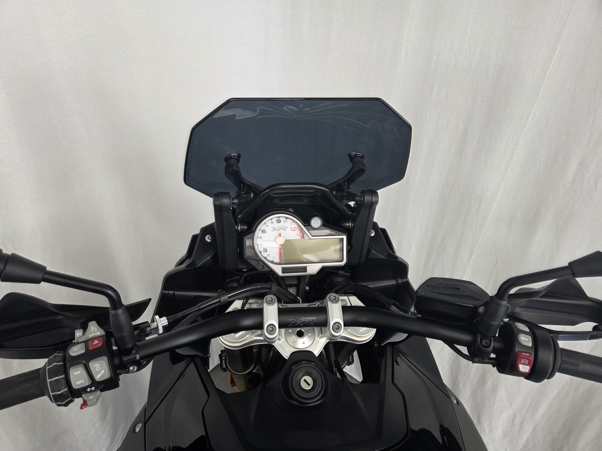 BMW S 1000 XR Triple Black-image-4