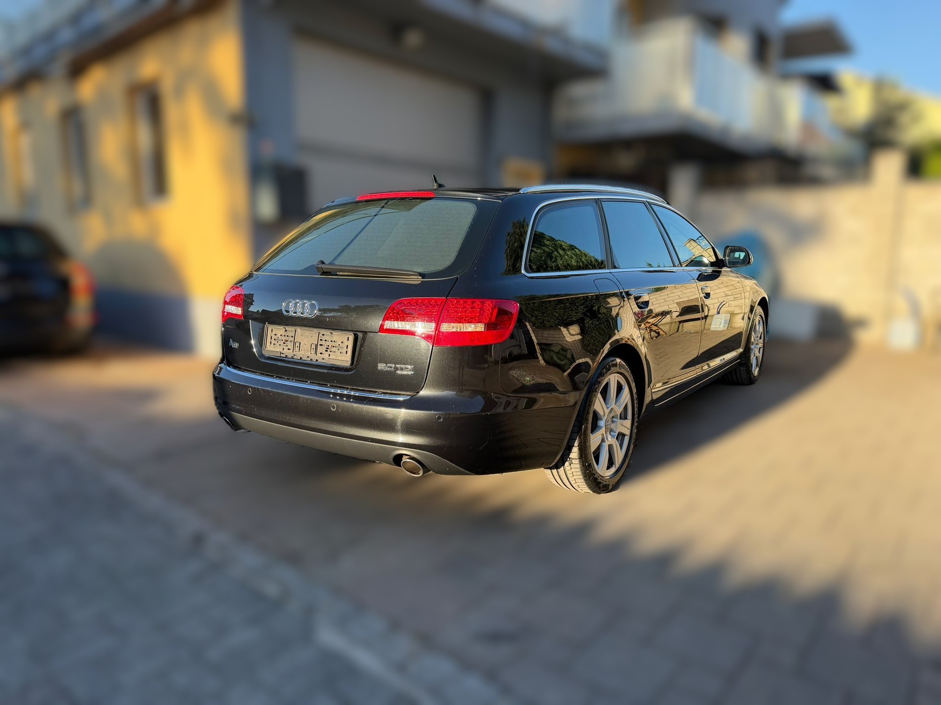 AUDI A6 Avant 3.0 V6 TDI quattro tiptronic-showroom-element-3
