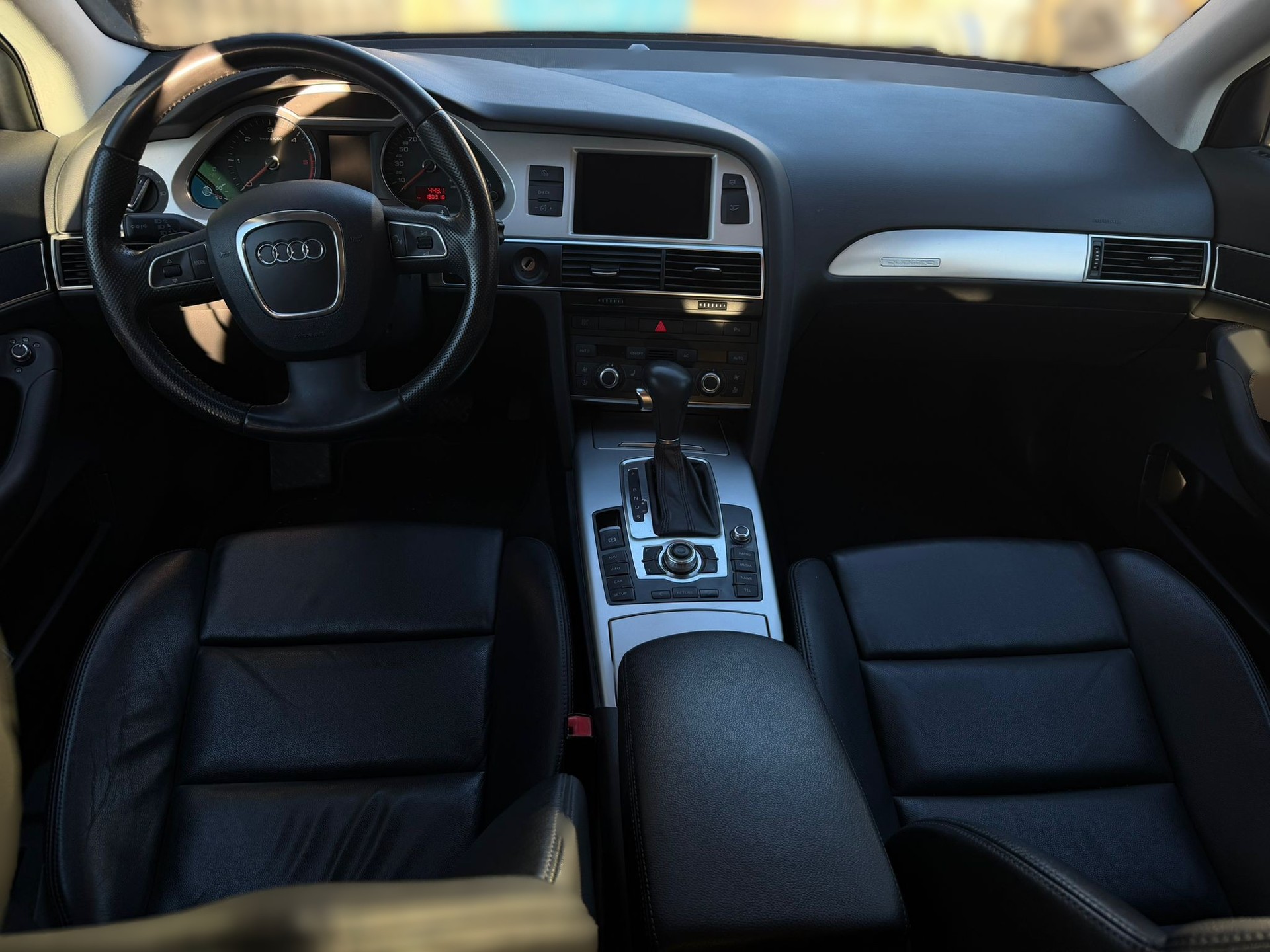 AUDI A6 Avant 3.0 V6 TDI quattro tiptronic-image-6