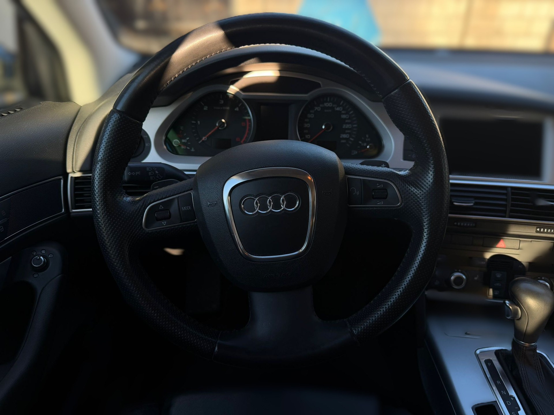 AUDI A6 Avant 3.0 V6 TDI quattro tiptronic-image-8