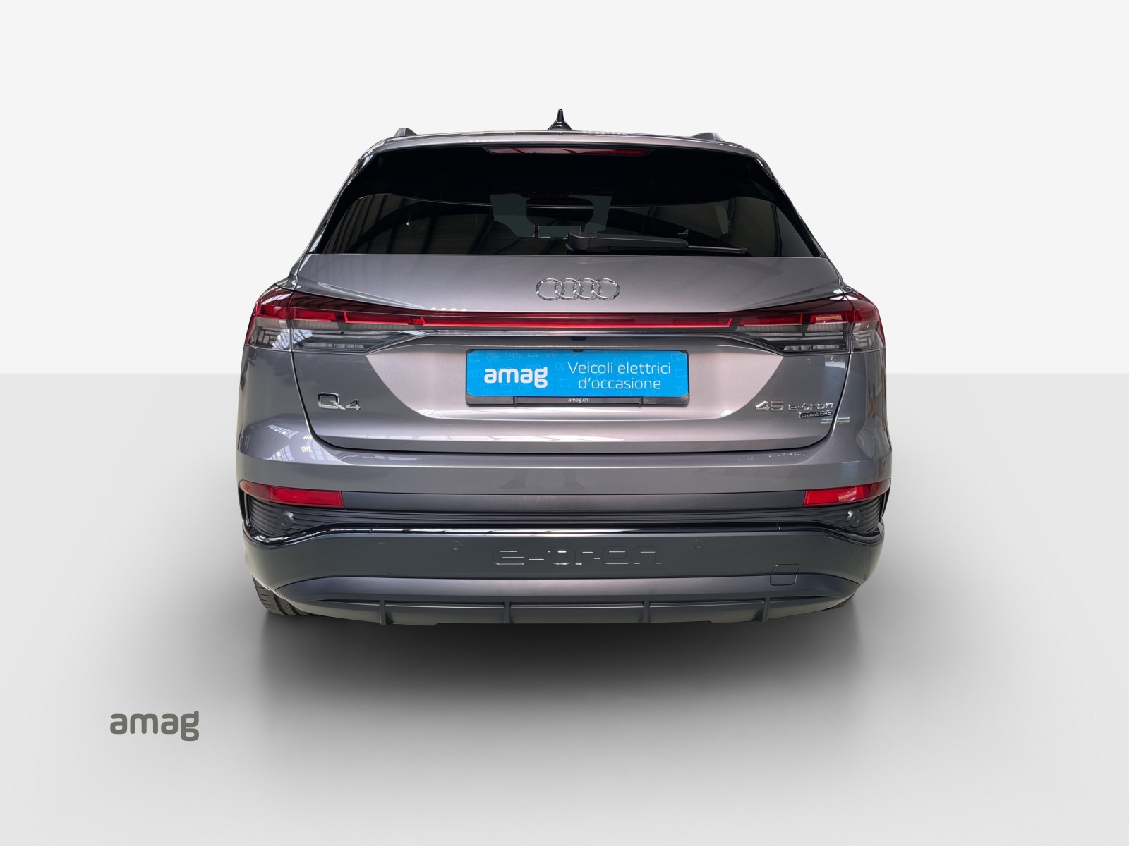 AUDI Q4 e-tron 45 quattro-image-4