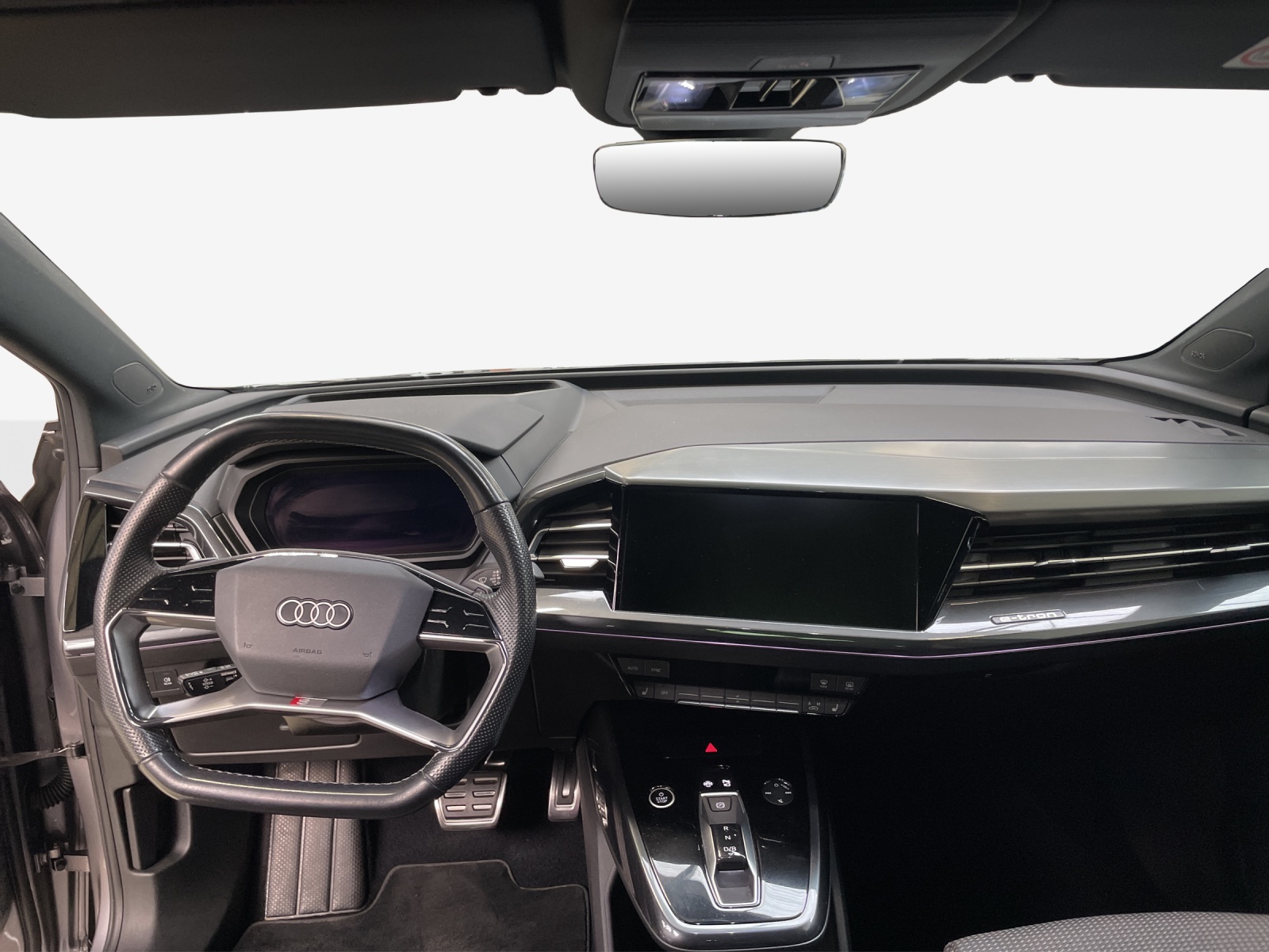 AUDI Q4 e-tron 45 quattro-image-9