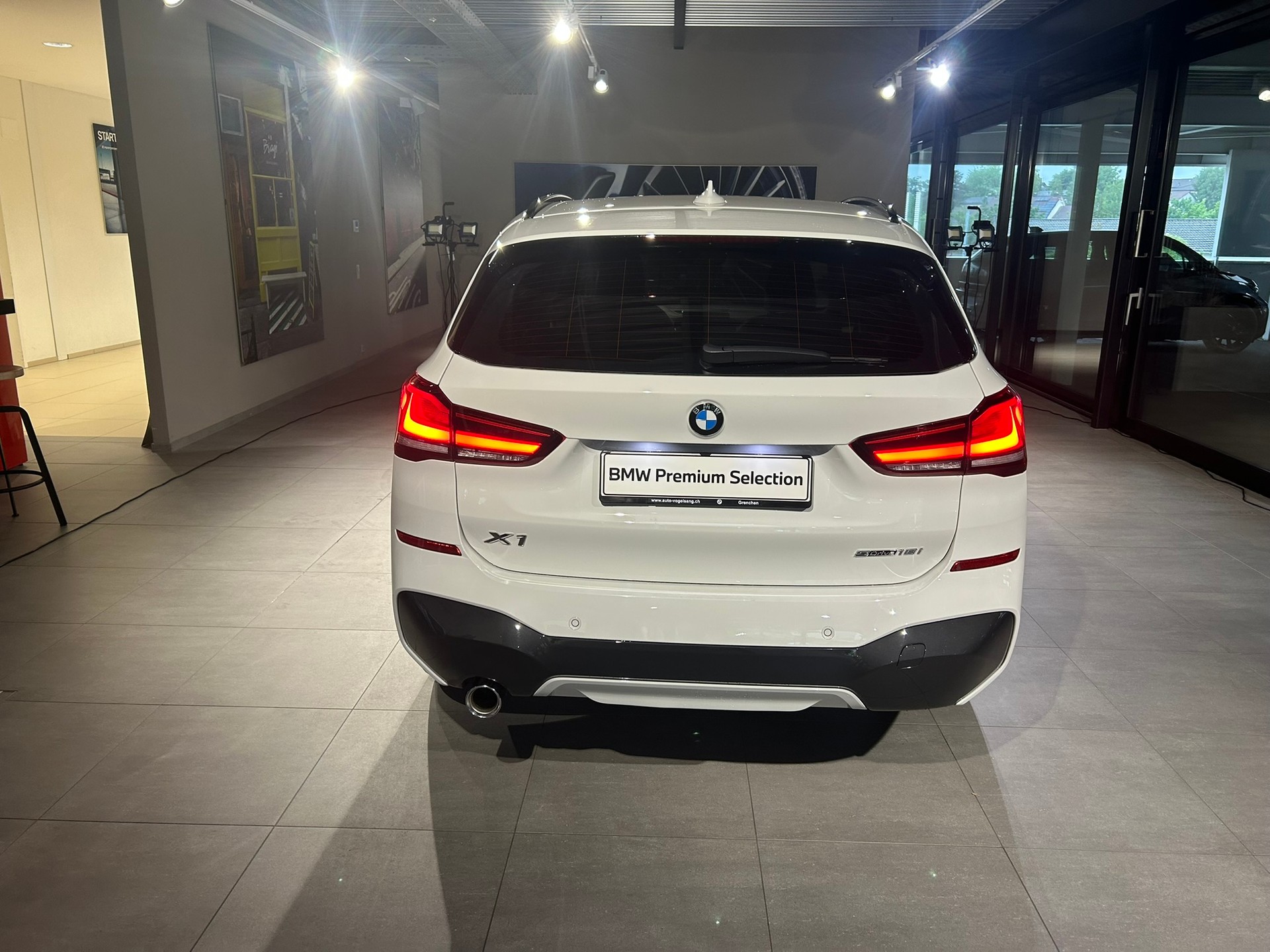 BMW X1 sDrive 18i Steptronic M Sport DSK-image-11