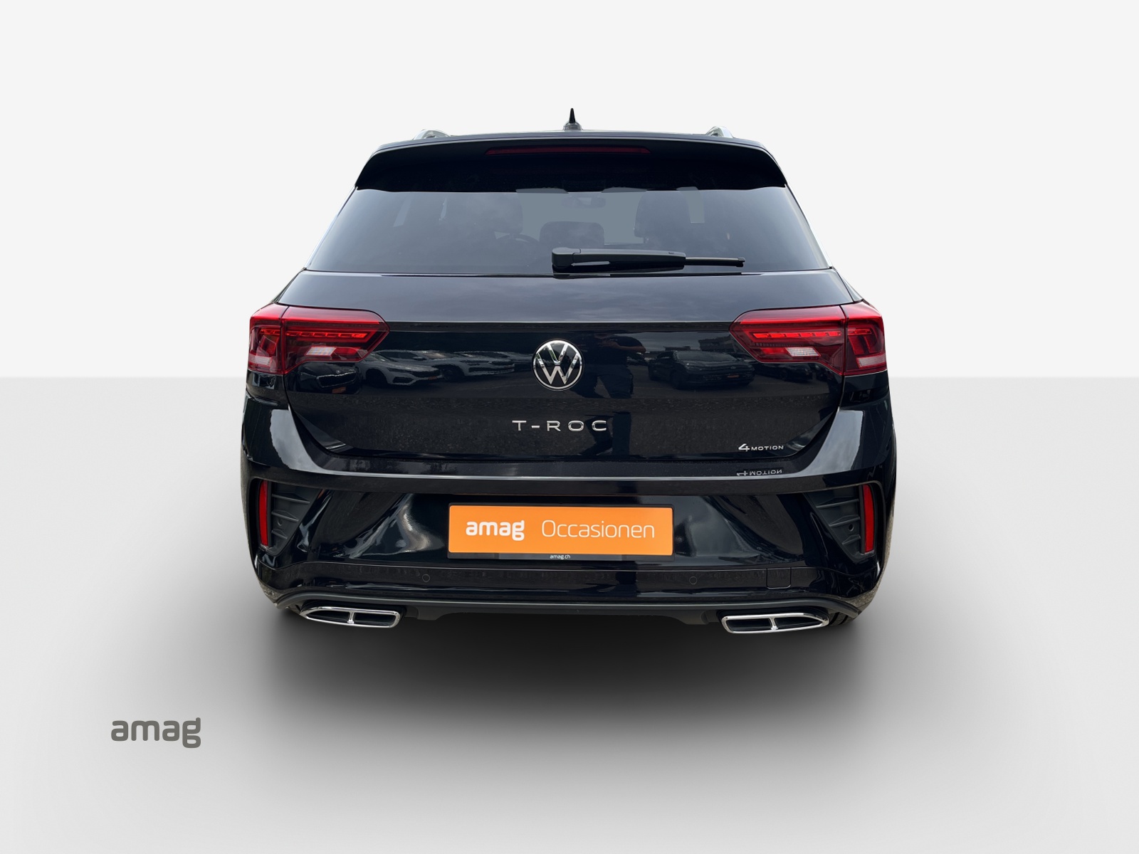 VW T-Roc 2.0 TSI R-Line DSG 4Motion-image-4