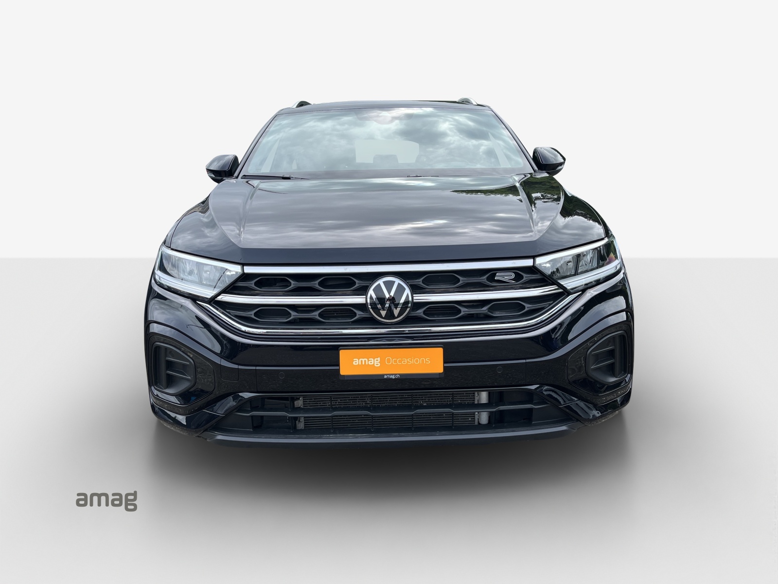 VW T-Roc 2.0 TSI R-Line DSG 4Motion-image-1