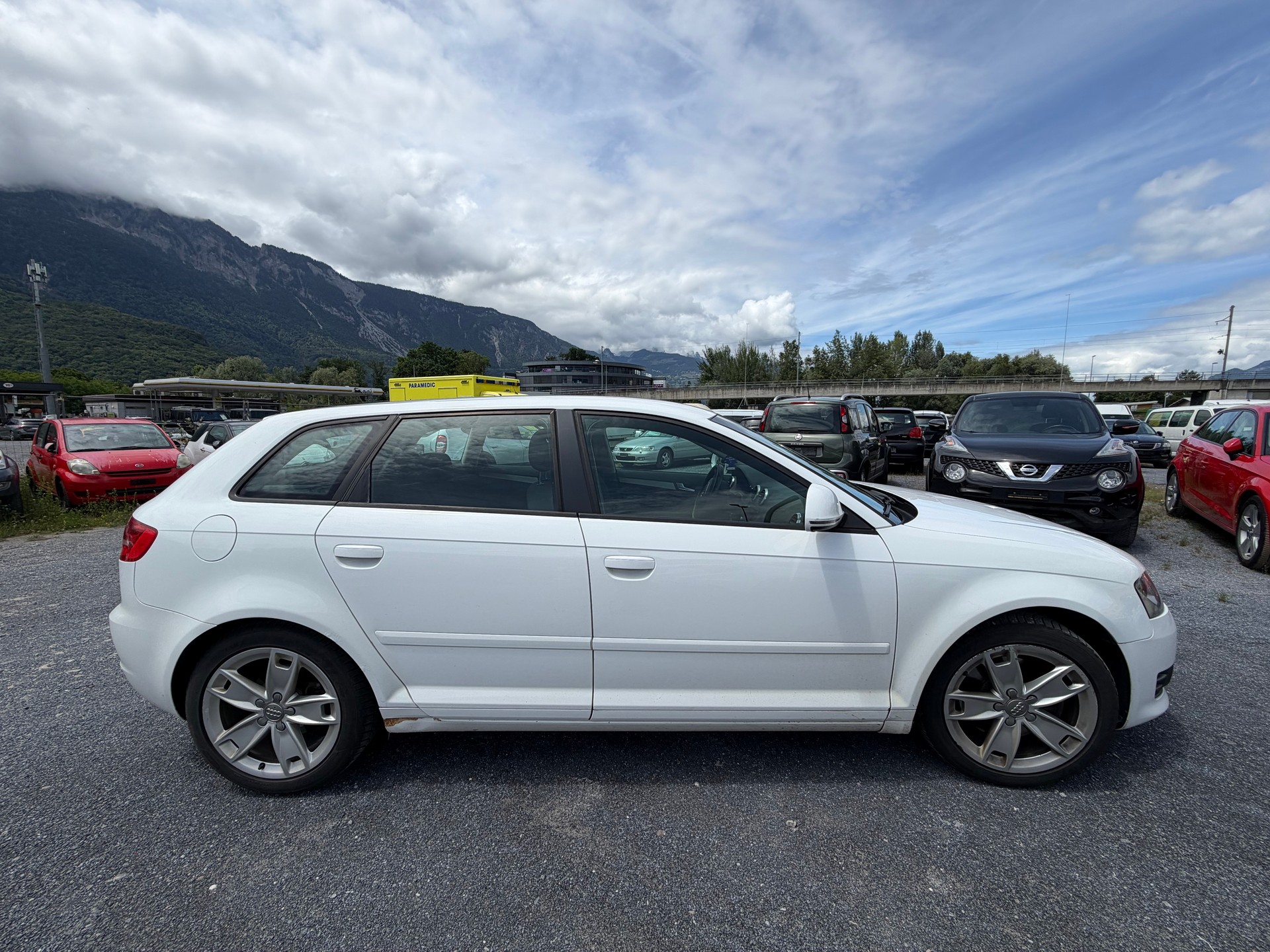 AUDI A3 Sportback 1.8 TFSI Ambition quattro-image-3