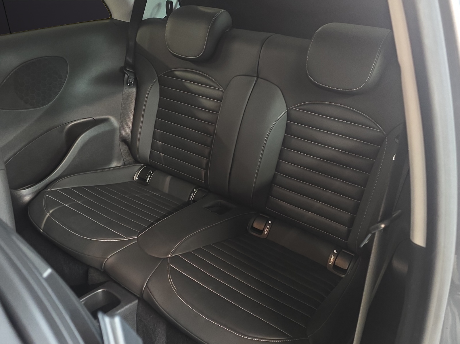 OPEL Adam 1.4 Turbo ROCKS S-image-16