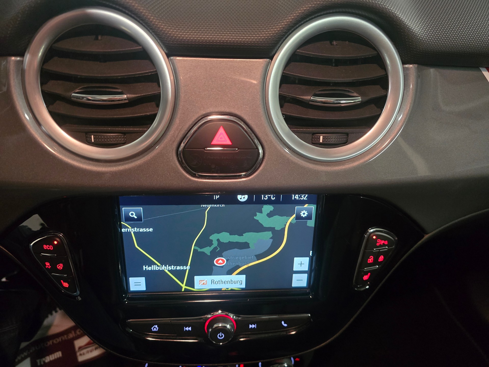 OPEL Adam 1.4 Turbo ROCKS S-image-12
