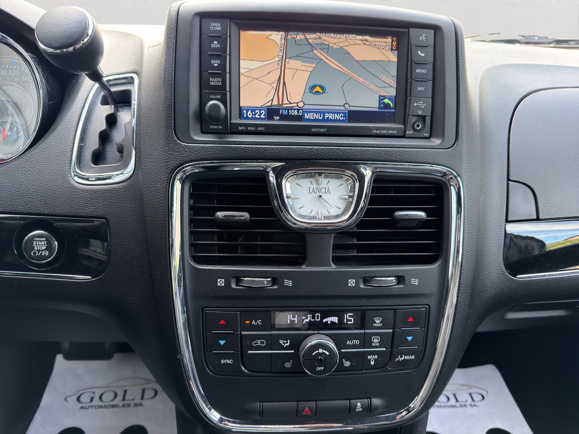LANCIA Voyager 2.8D S Automatic-image-9